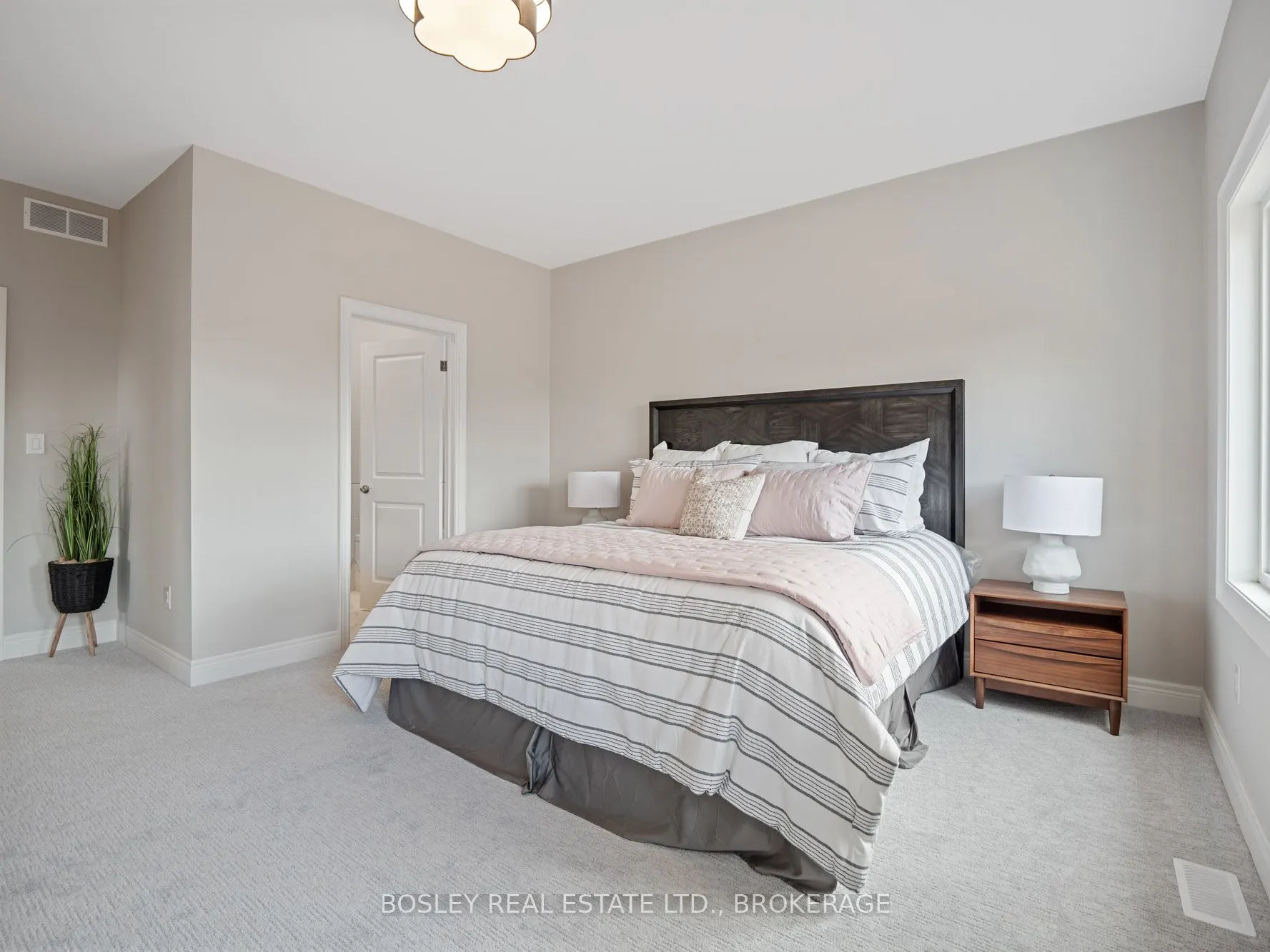 503 ROYAL RIDGE Drive