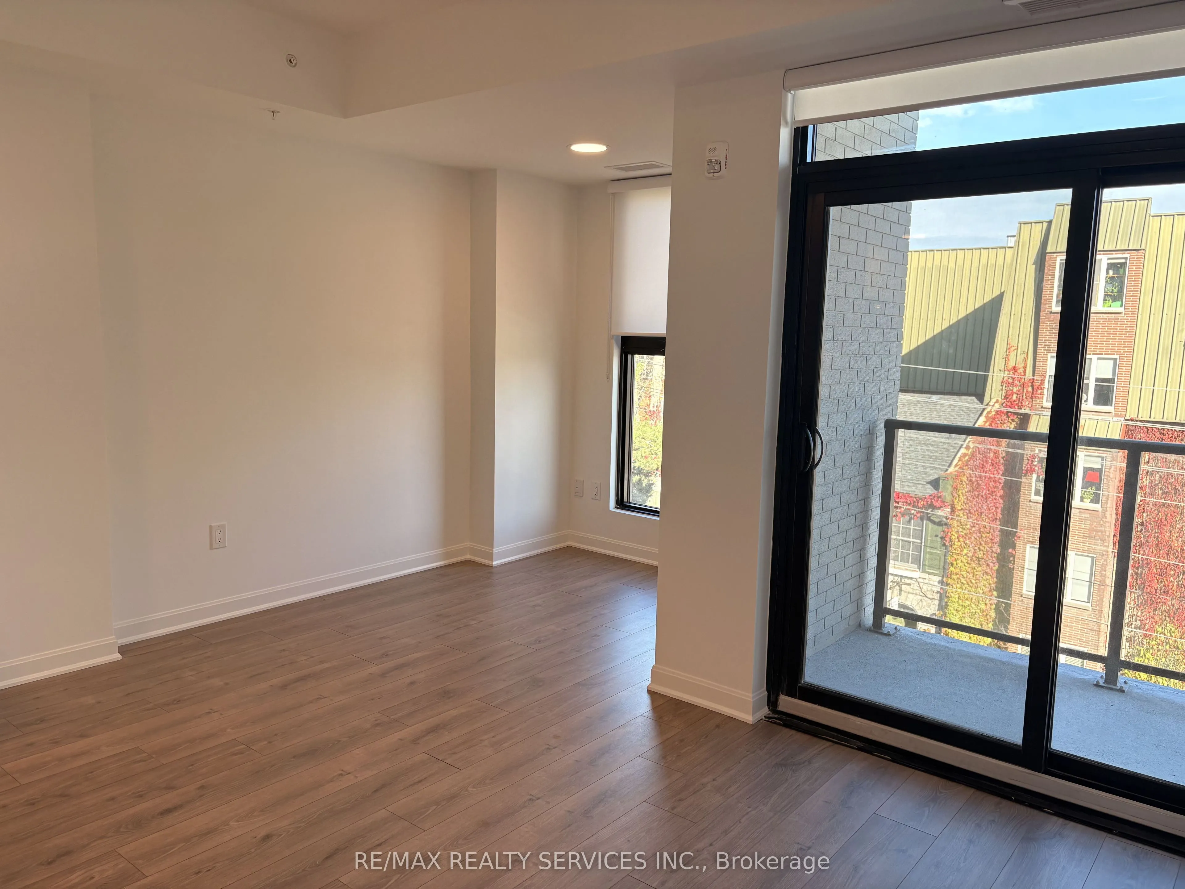 223 Princess Street, #423