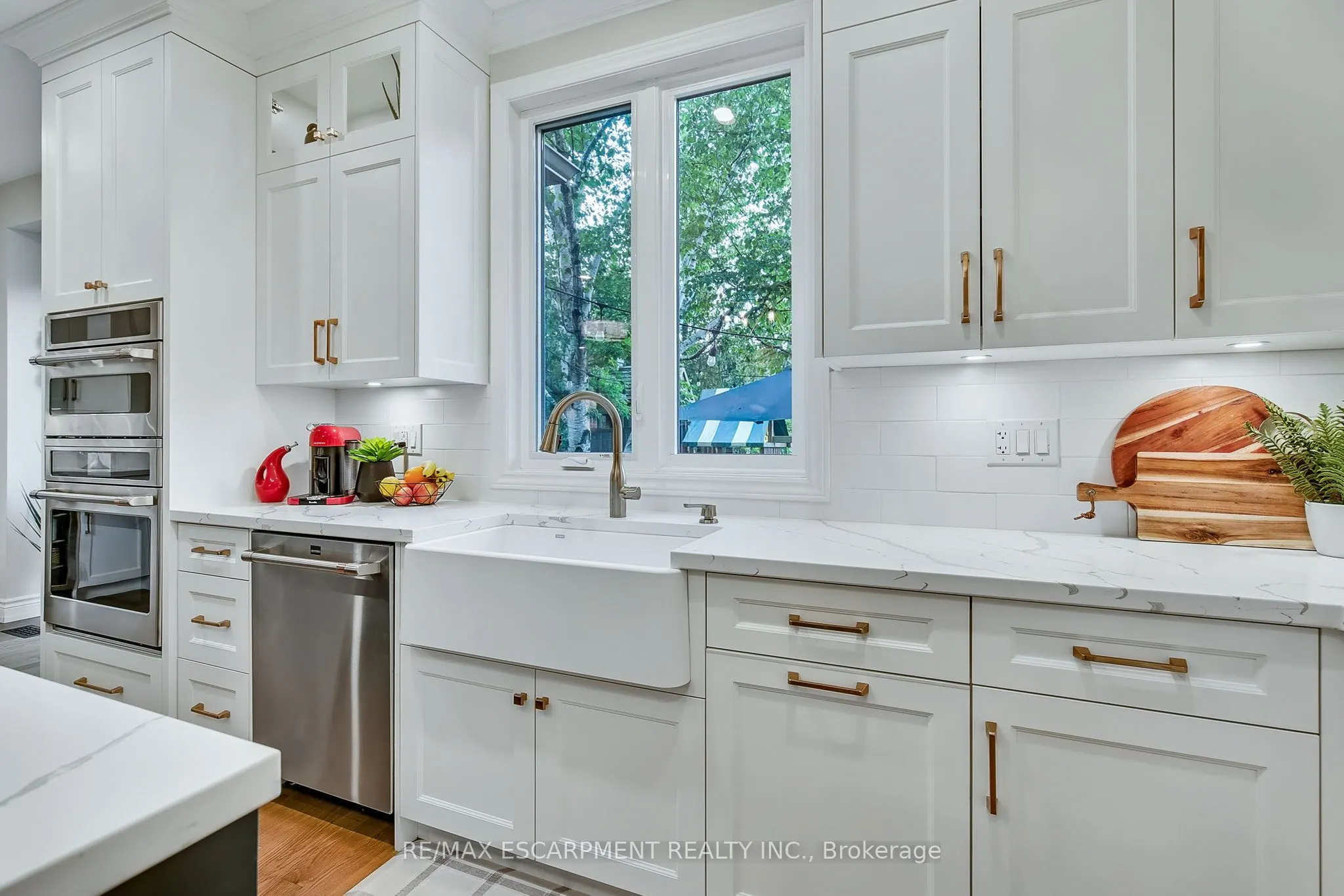 447 GOLF LINKS Road