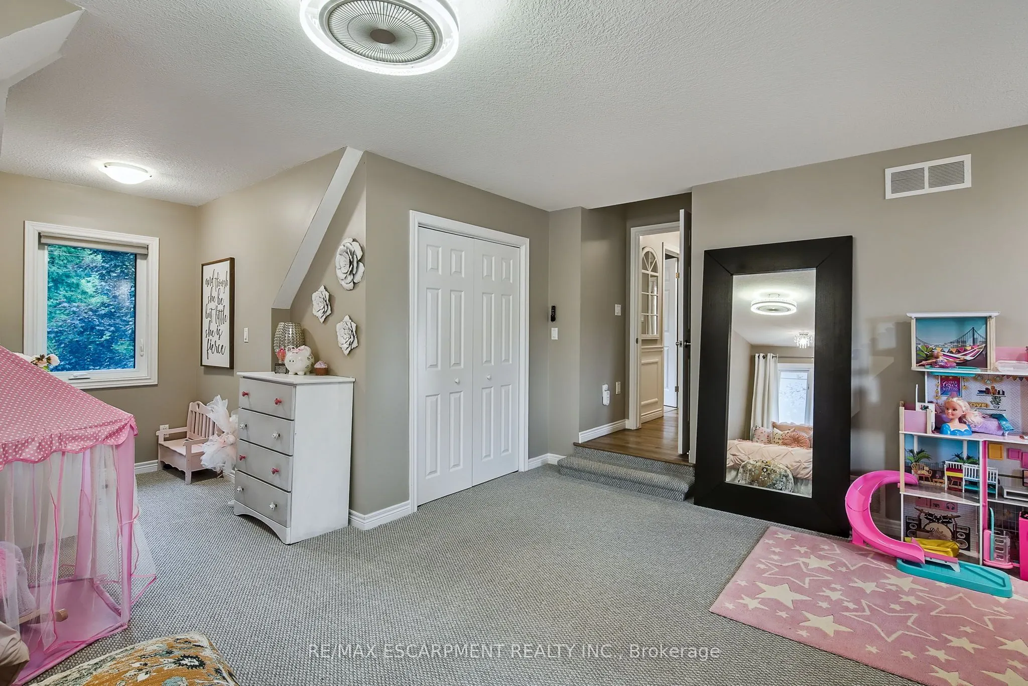 447 GOLF LINKS Road