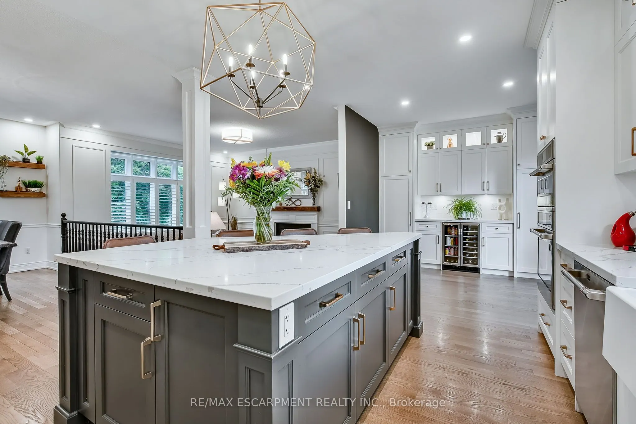 447 GOLF LINKS Road