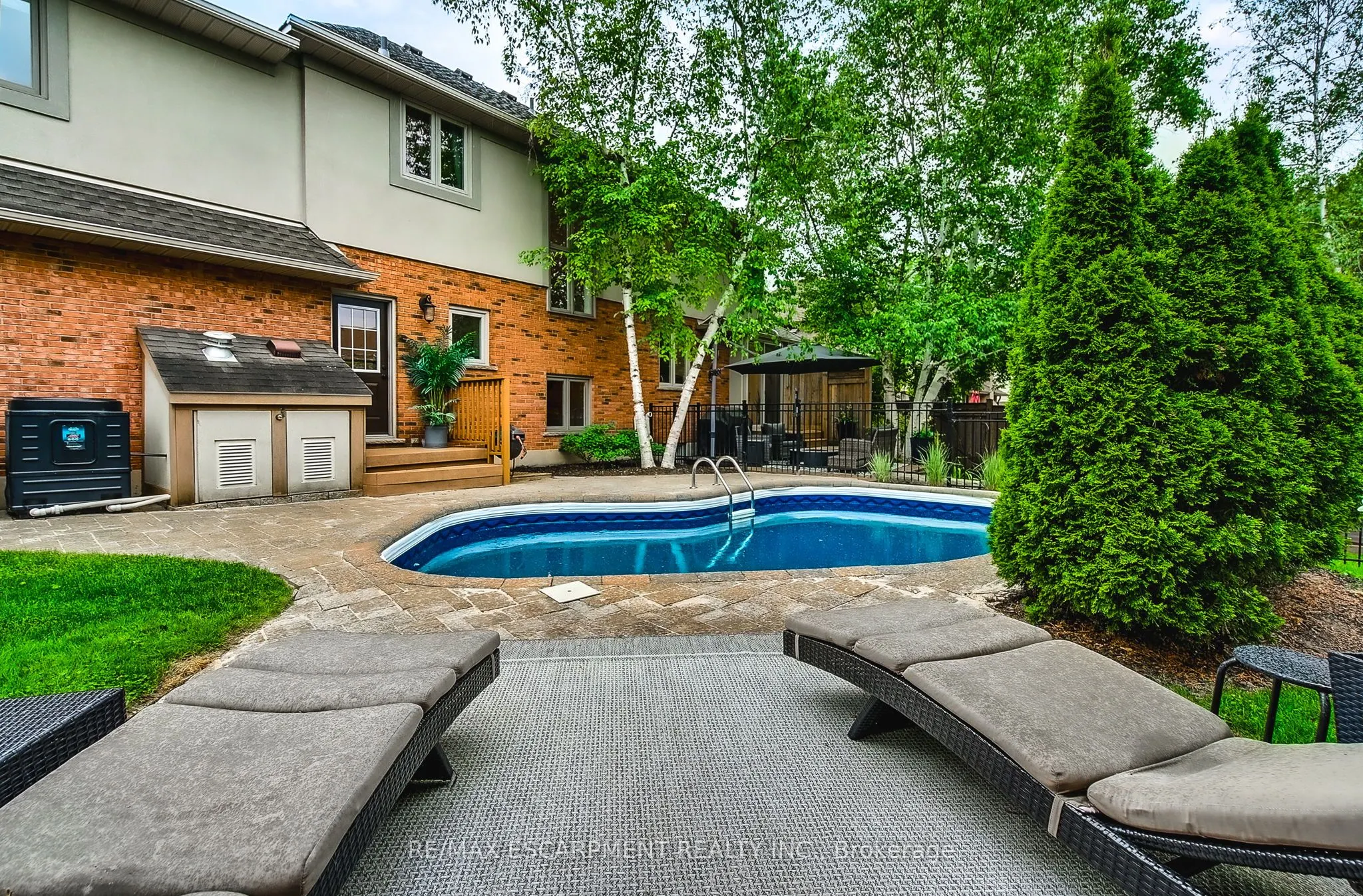 447 GOLF LINKS Road