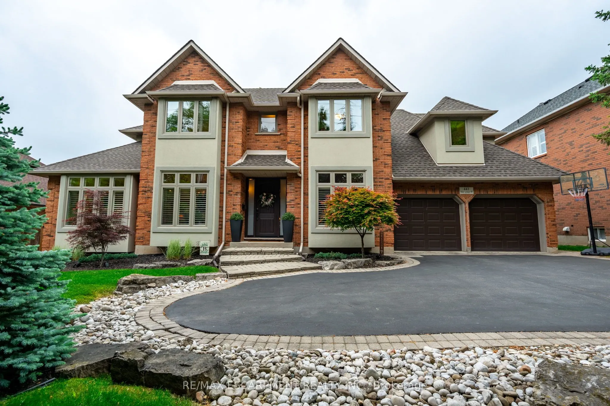 447 GOLF LINKS Road