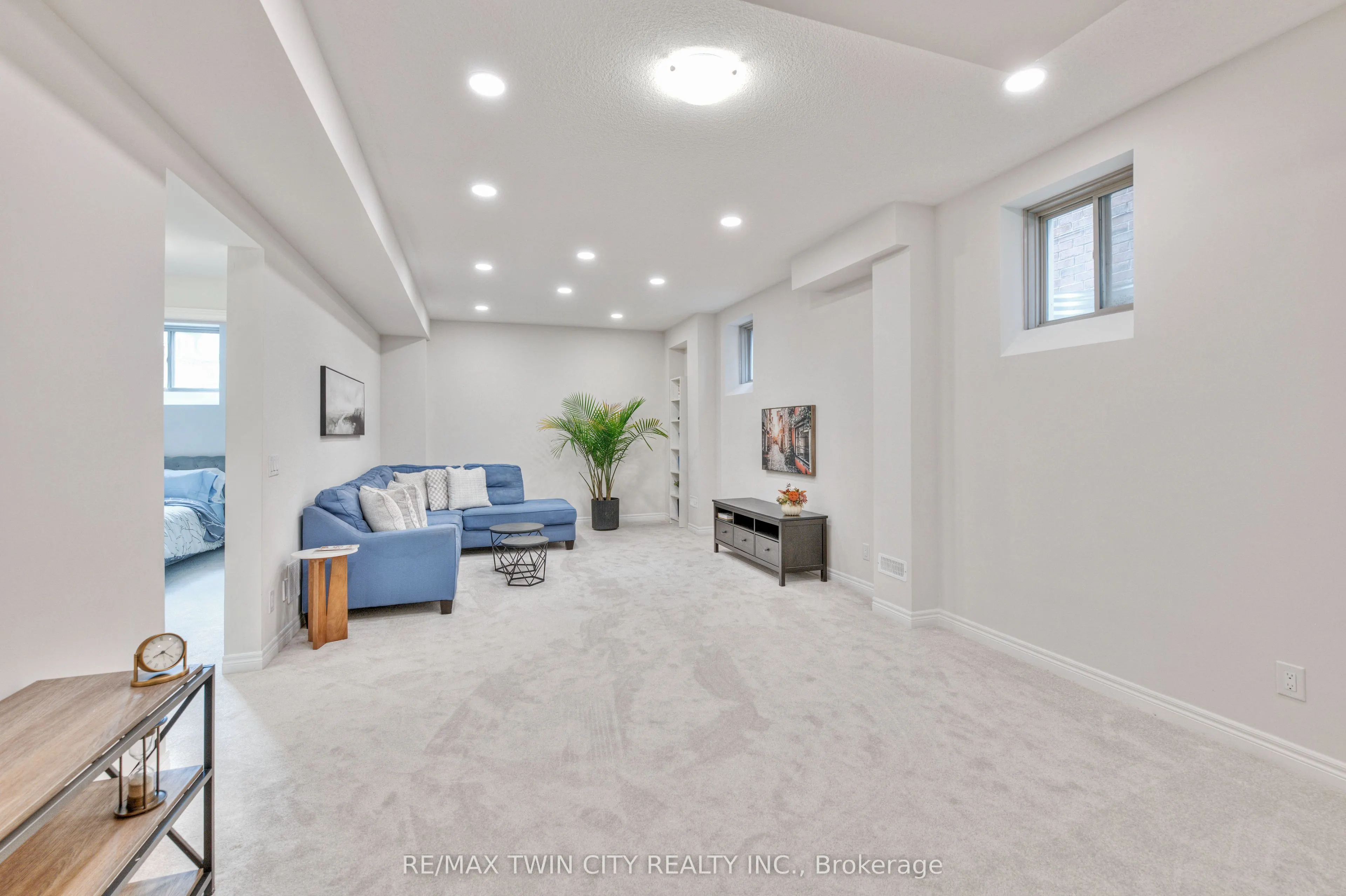 110 Haldimand Street