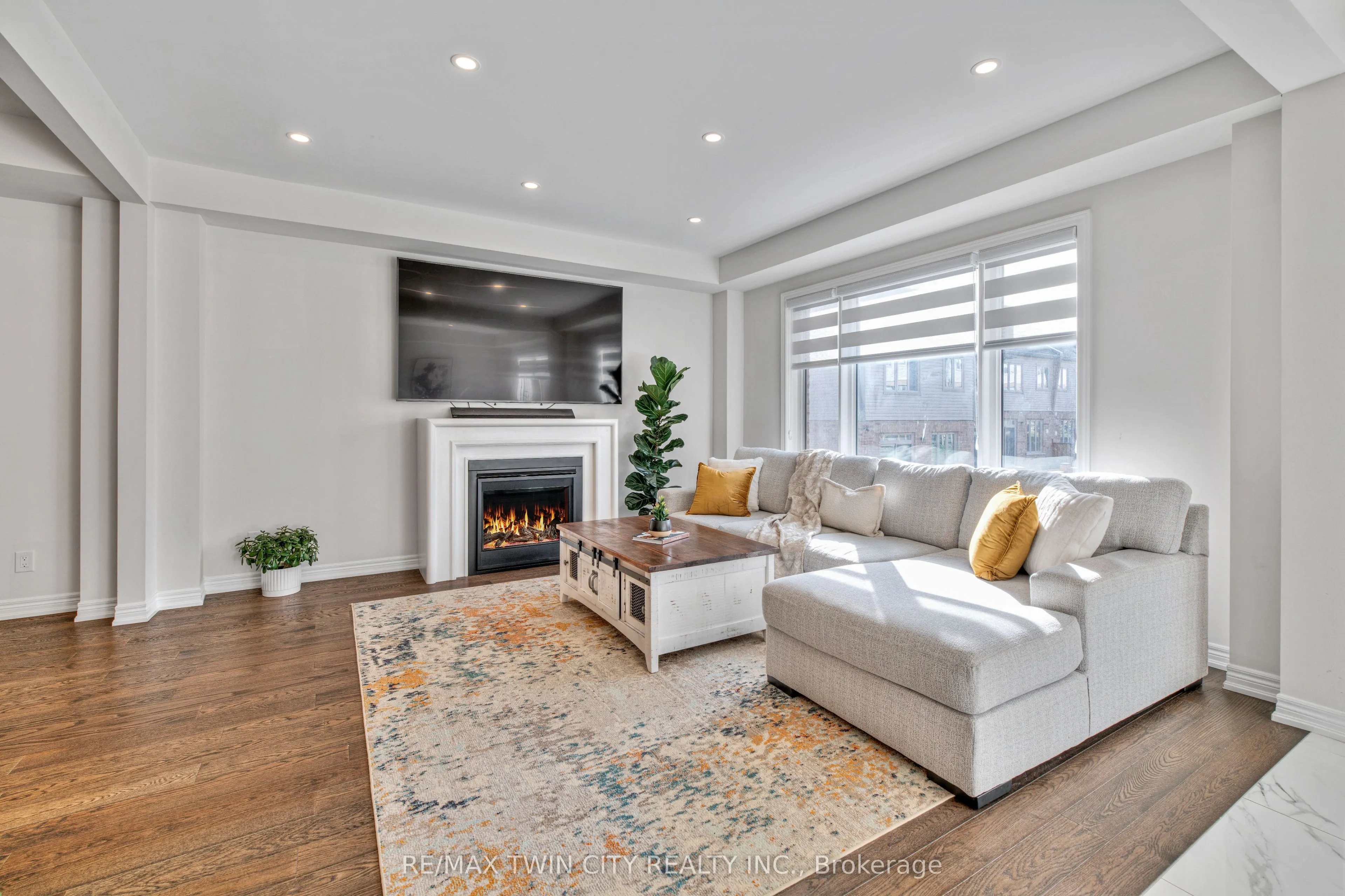 110 Haldimand Street