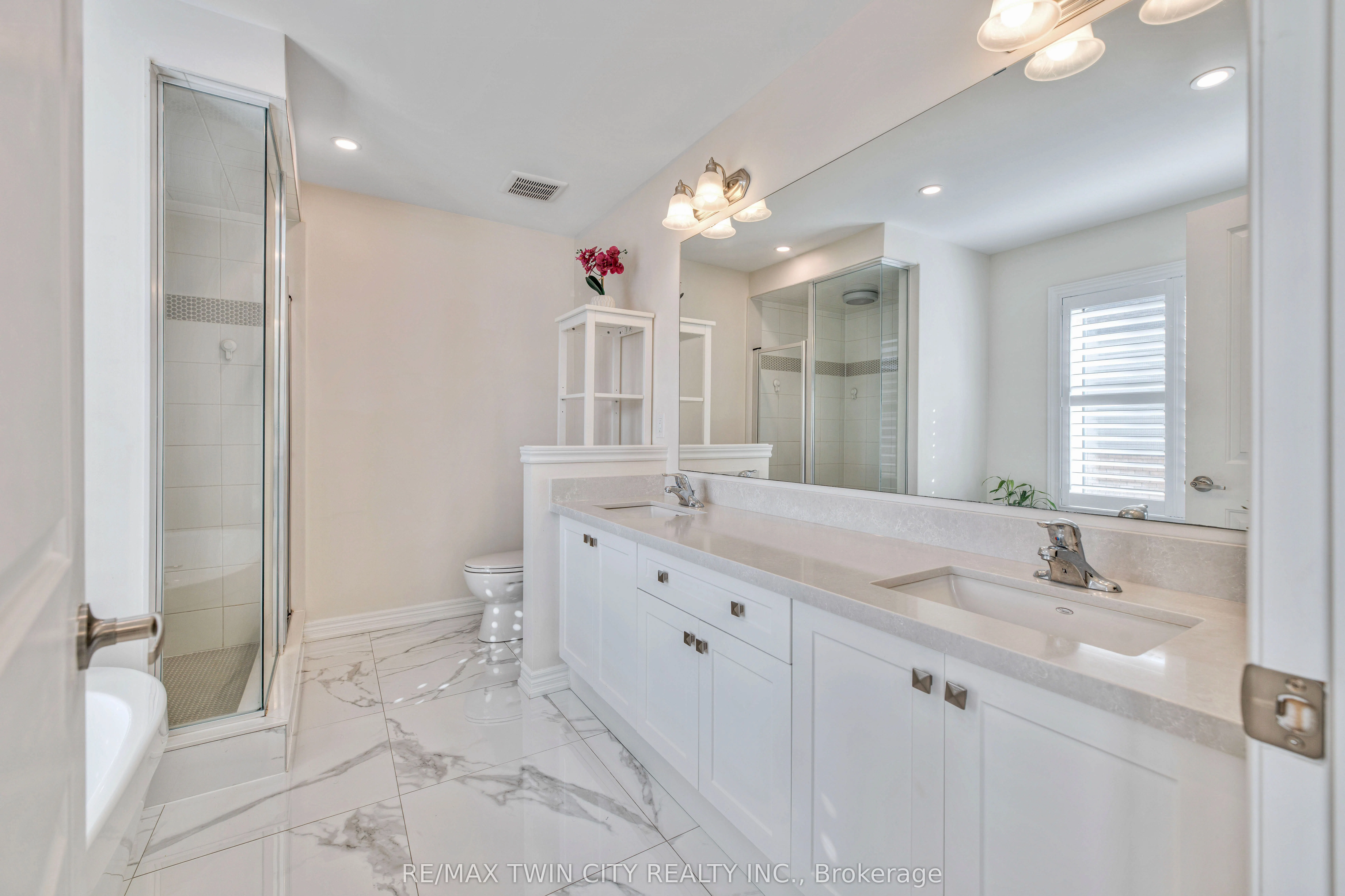 110 Haldimand Street