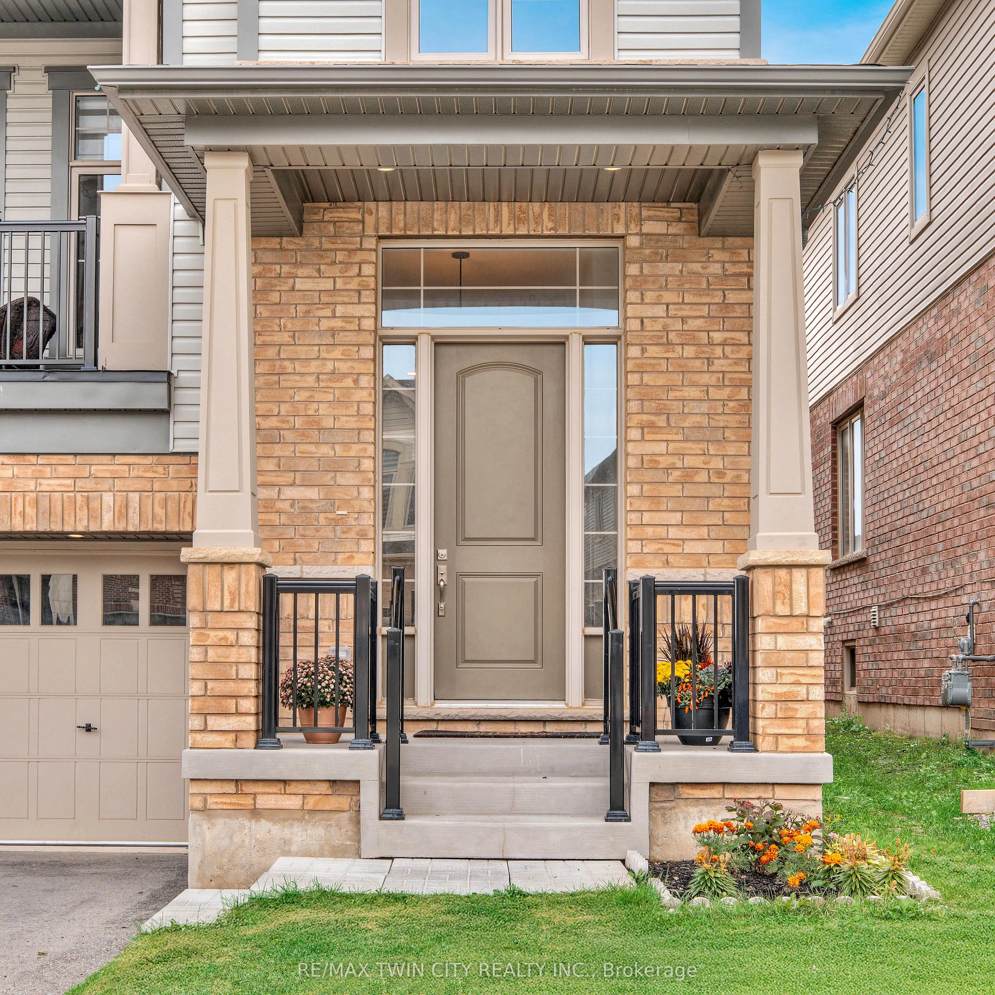 110 Haldimand Street