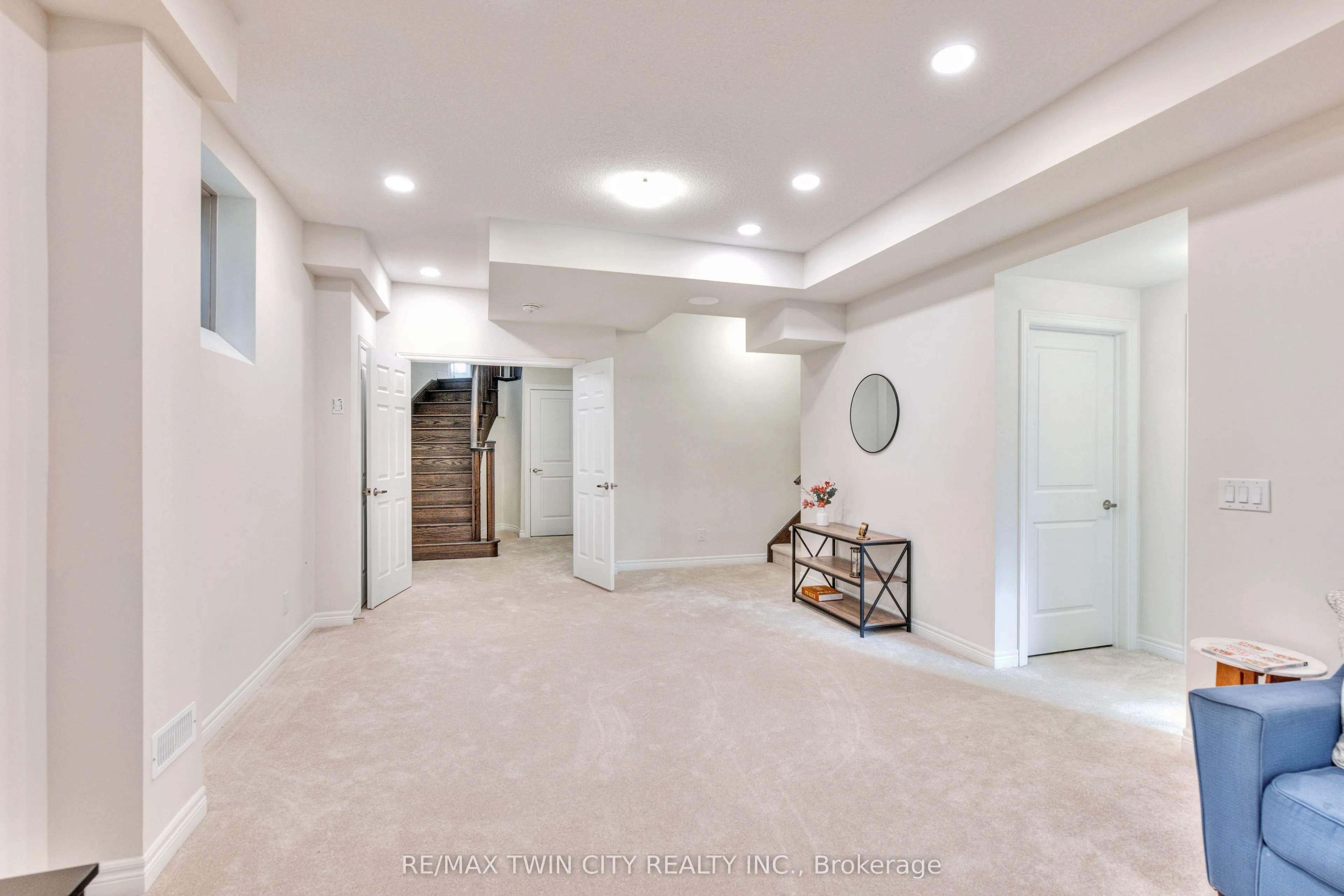 110 Haldimand Street