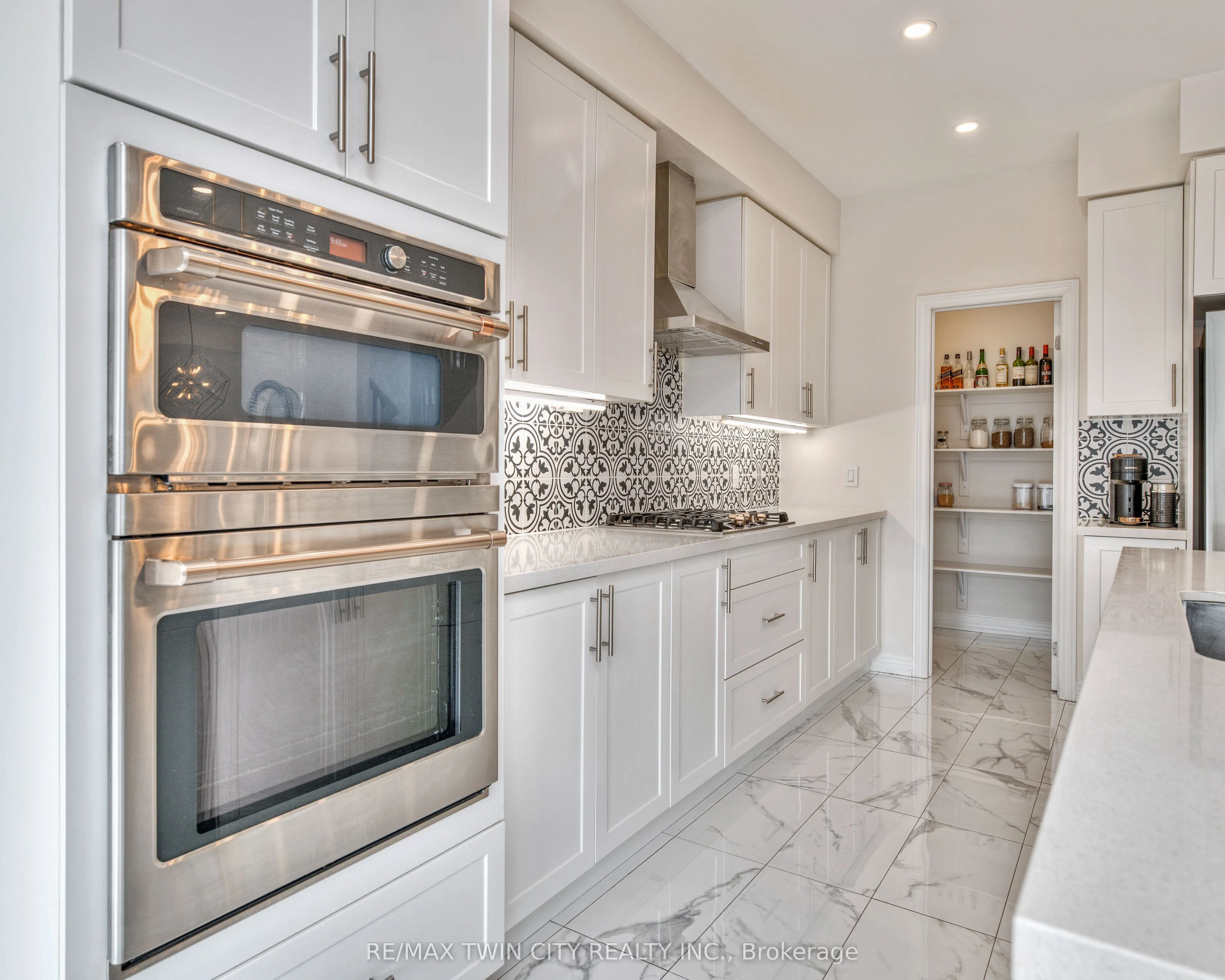 110 Haldimand Street