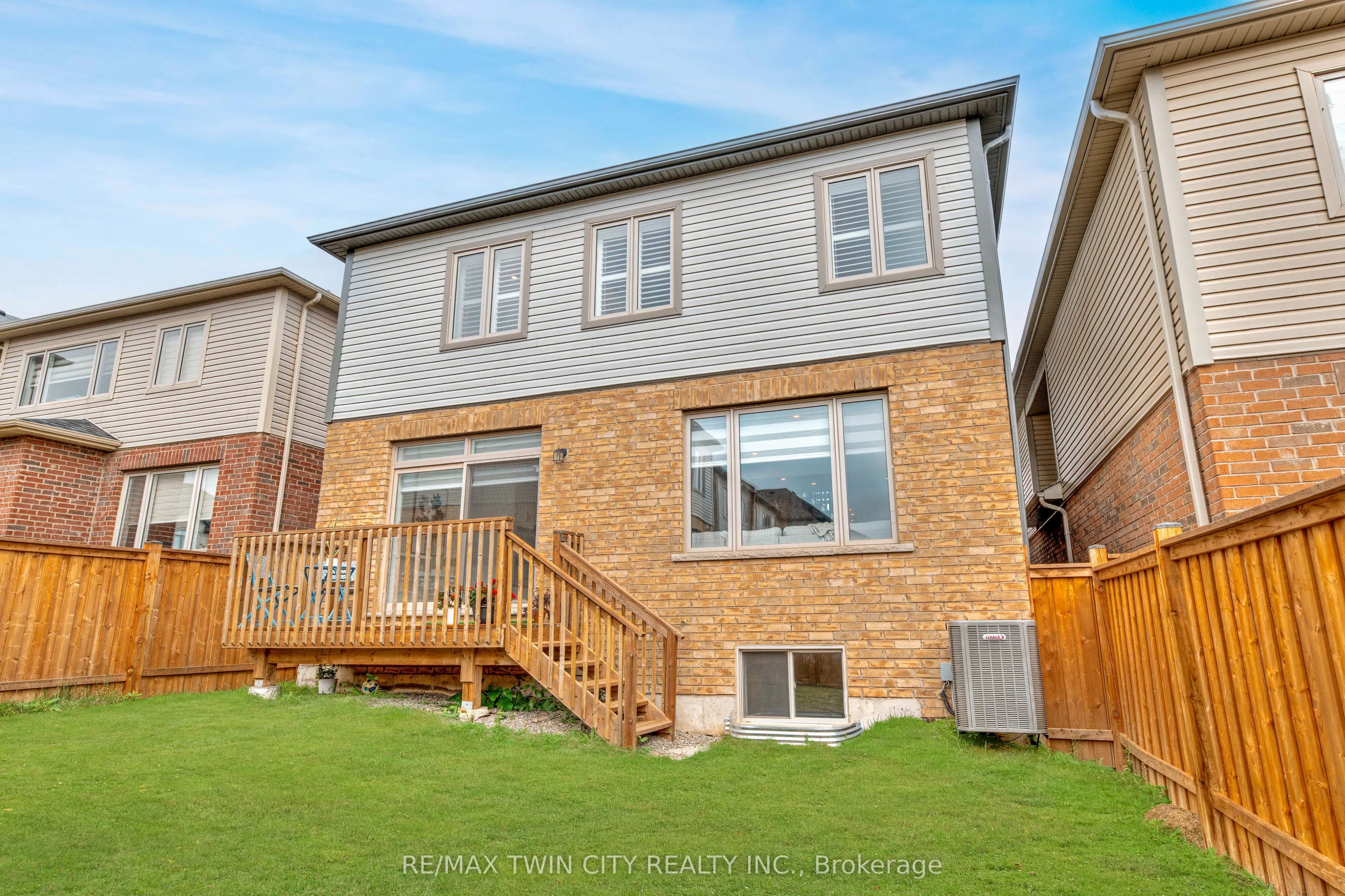 110 Haldimand Street