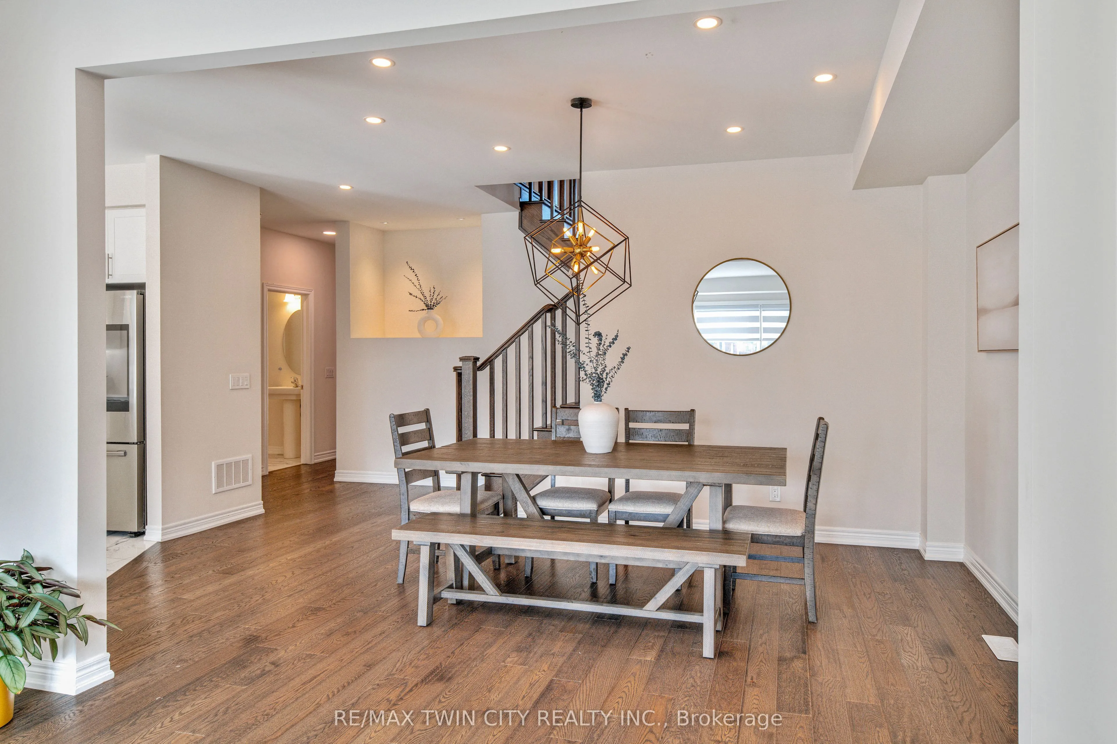 110 Haldimand Street