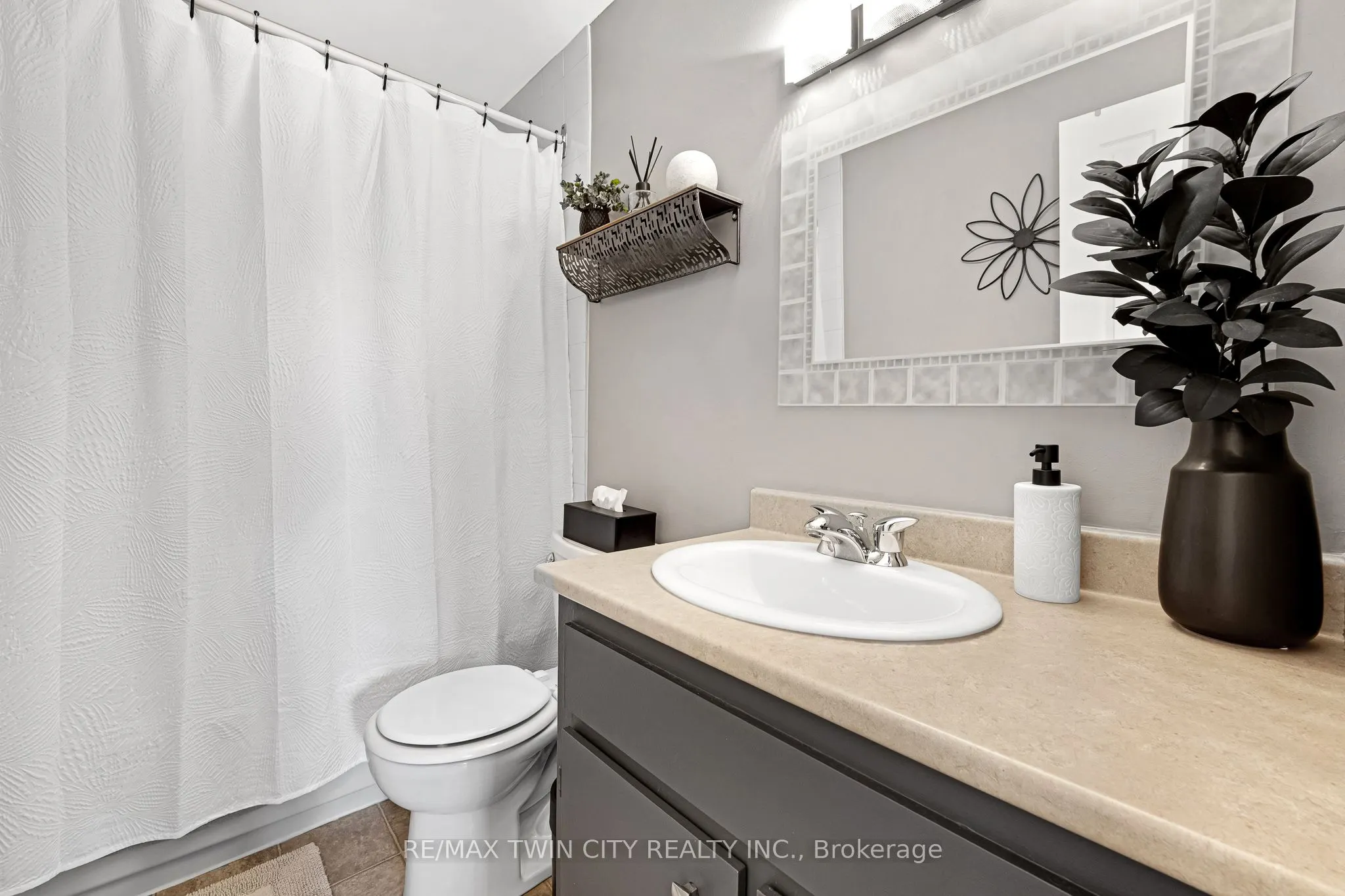 415 Morgan Avenue #15
