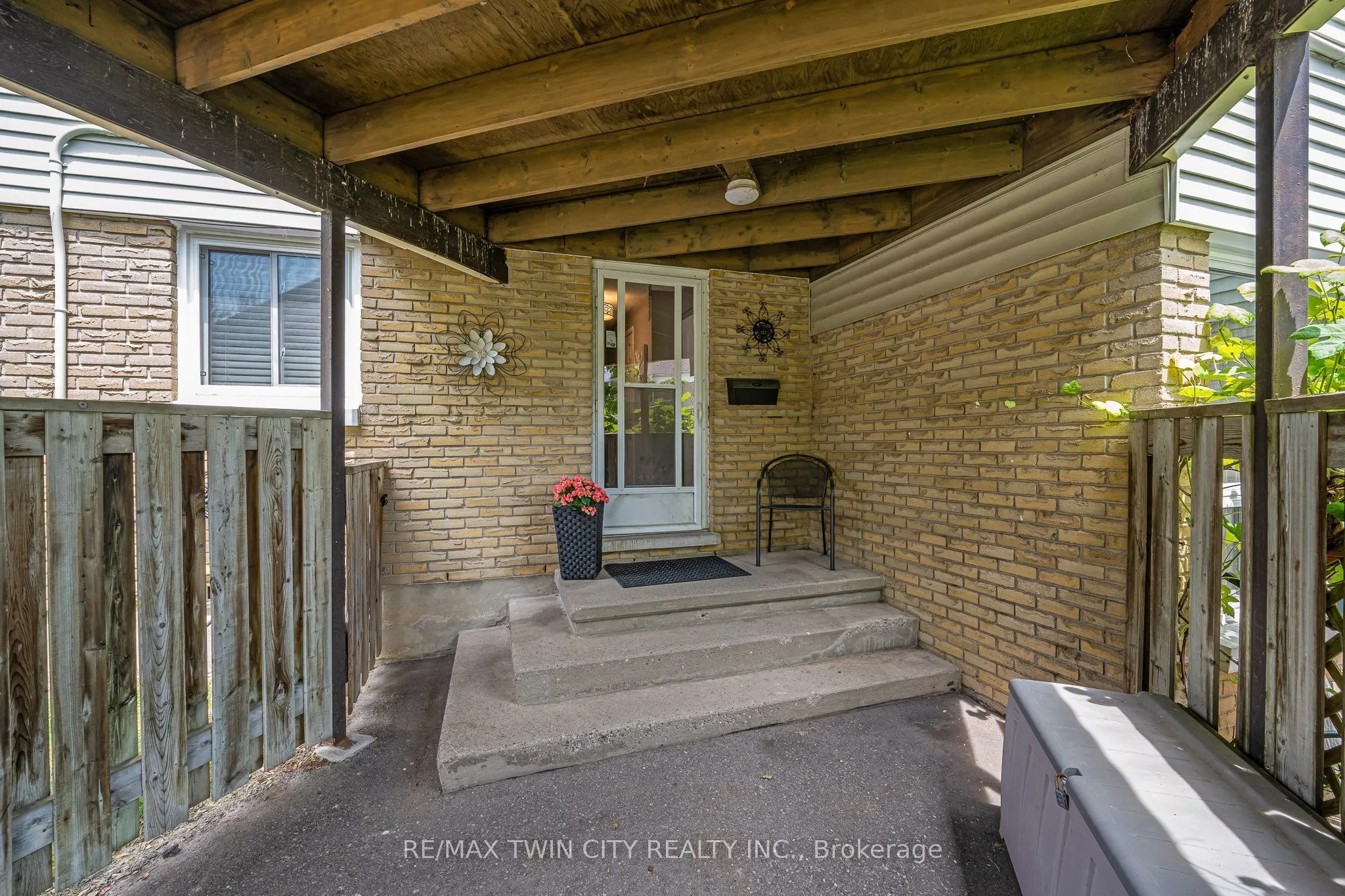 415 Morgan Avenue #15