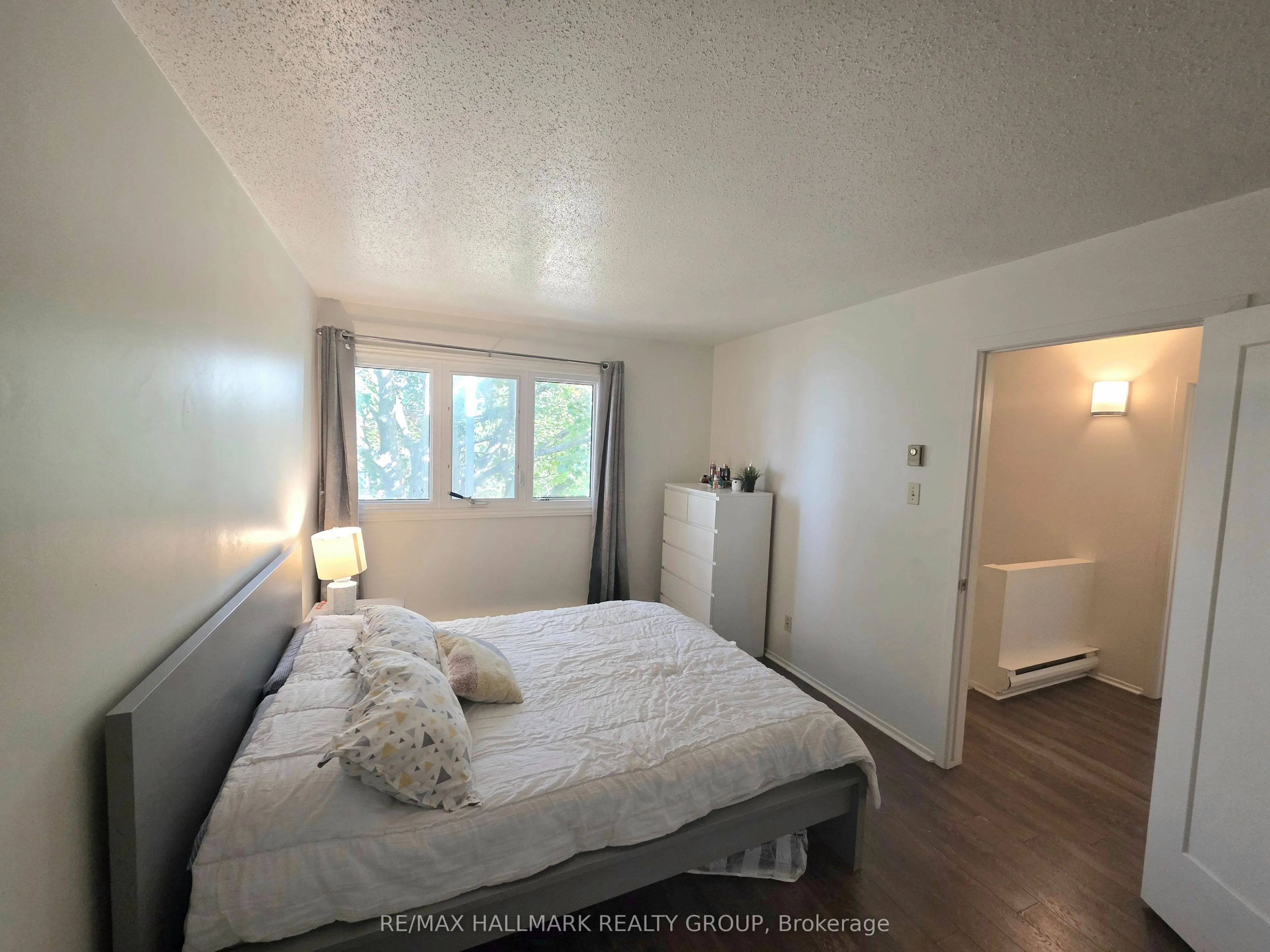 104 Salter Crescent, #4