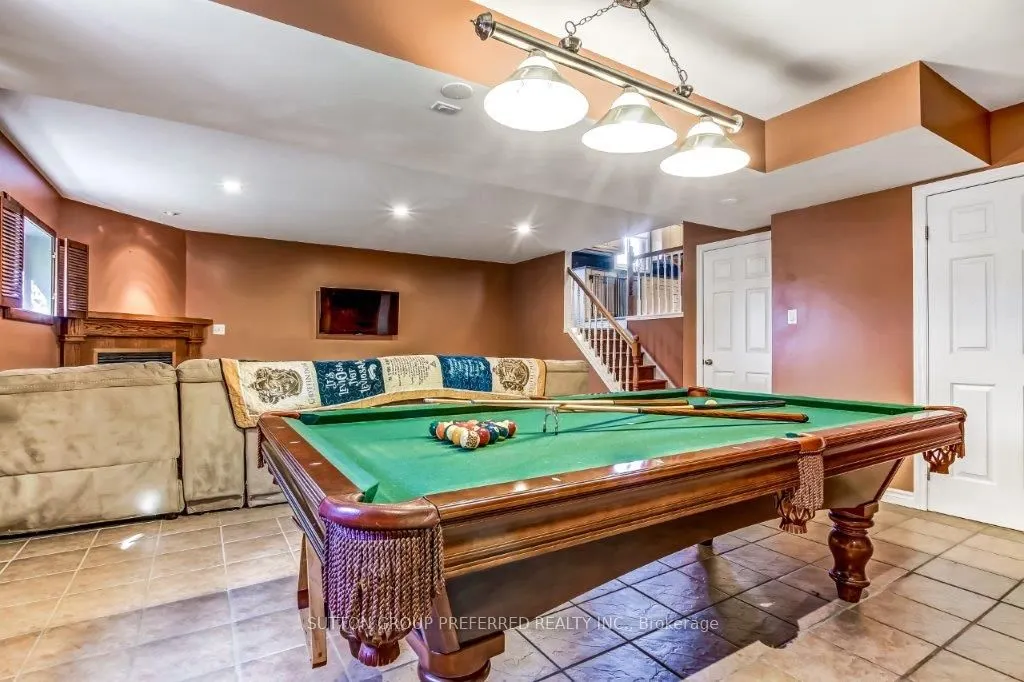 296 Bournemouth Drive