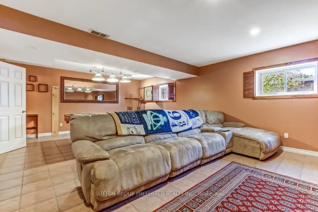 296 Bournemouth Drive