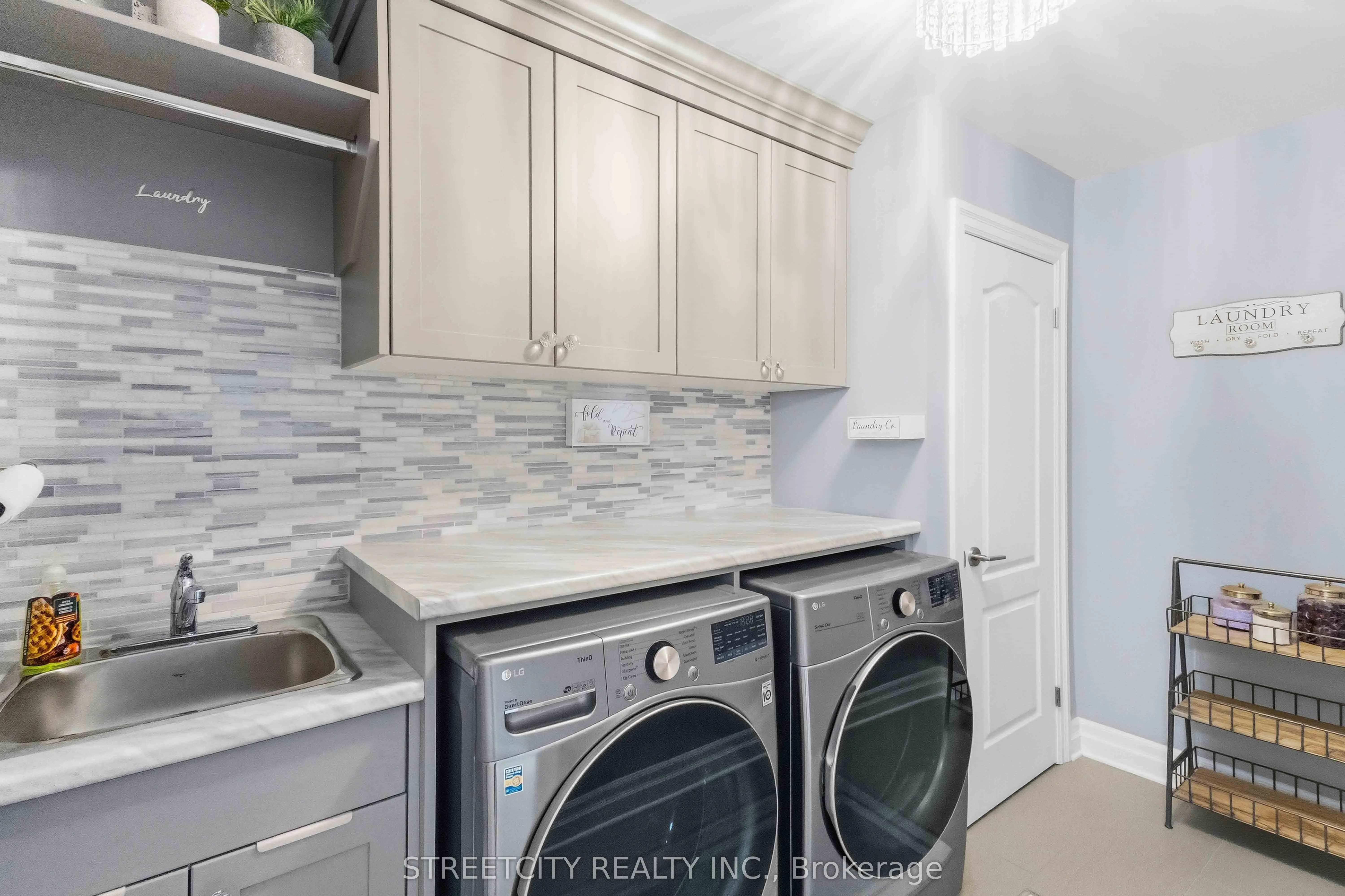 1391 Medway Park Drive