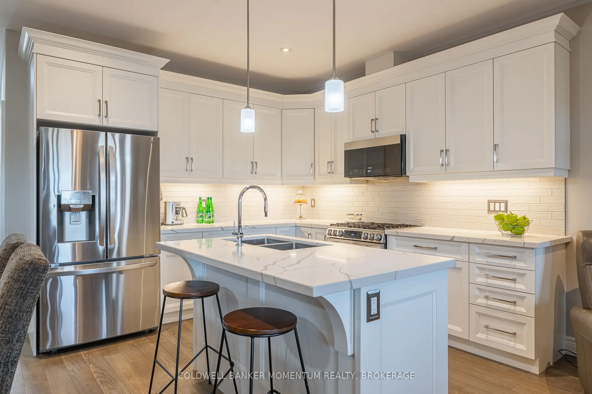 11 CHRISTINA Lane, #3