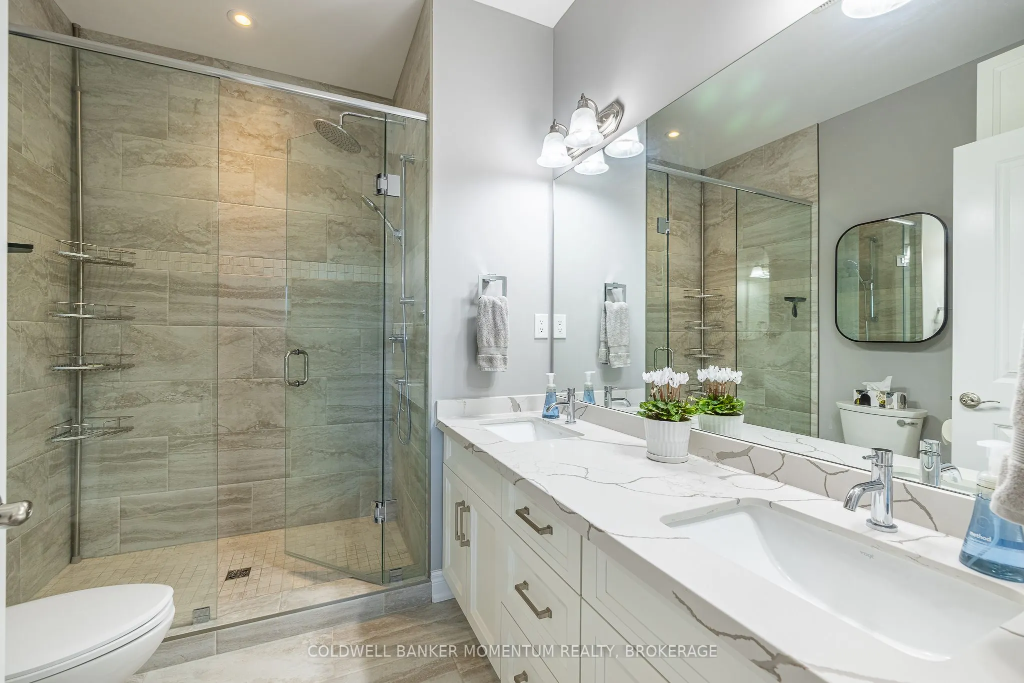 11 CHRISTINA Lane, #3