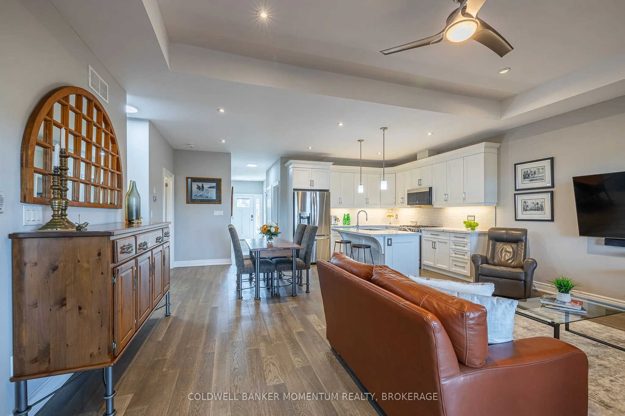 11 CHRISTINA Lane, #3