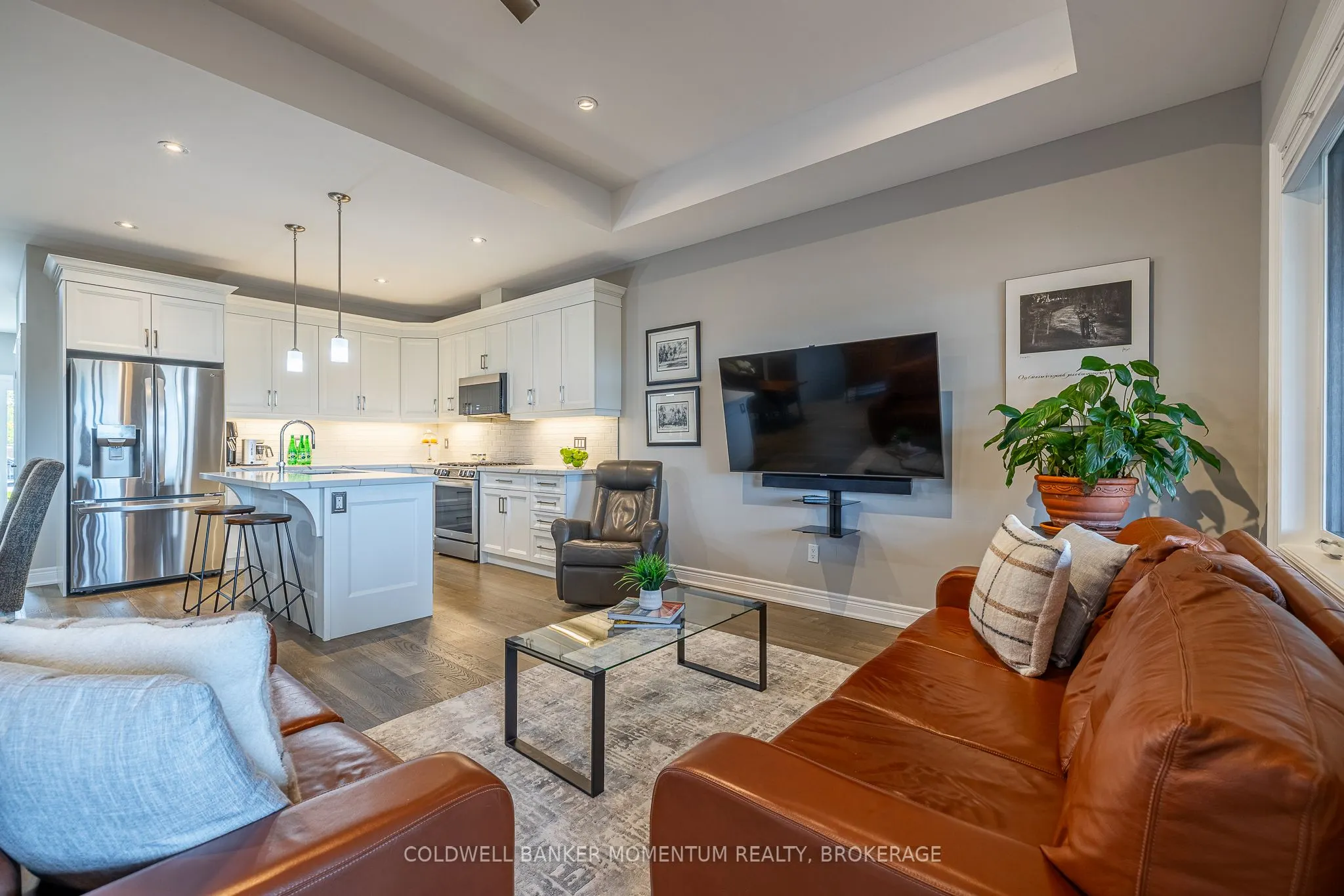 11 CHRISTINA Lane, #3