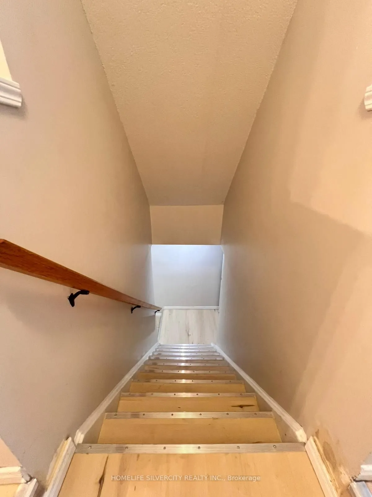 155 Highland Crescent, #B10