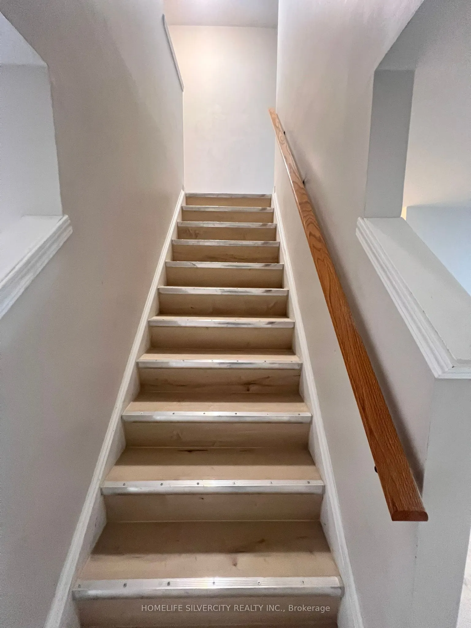 155 Highland Crescent, #B10