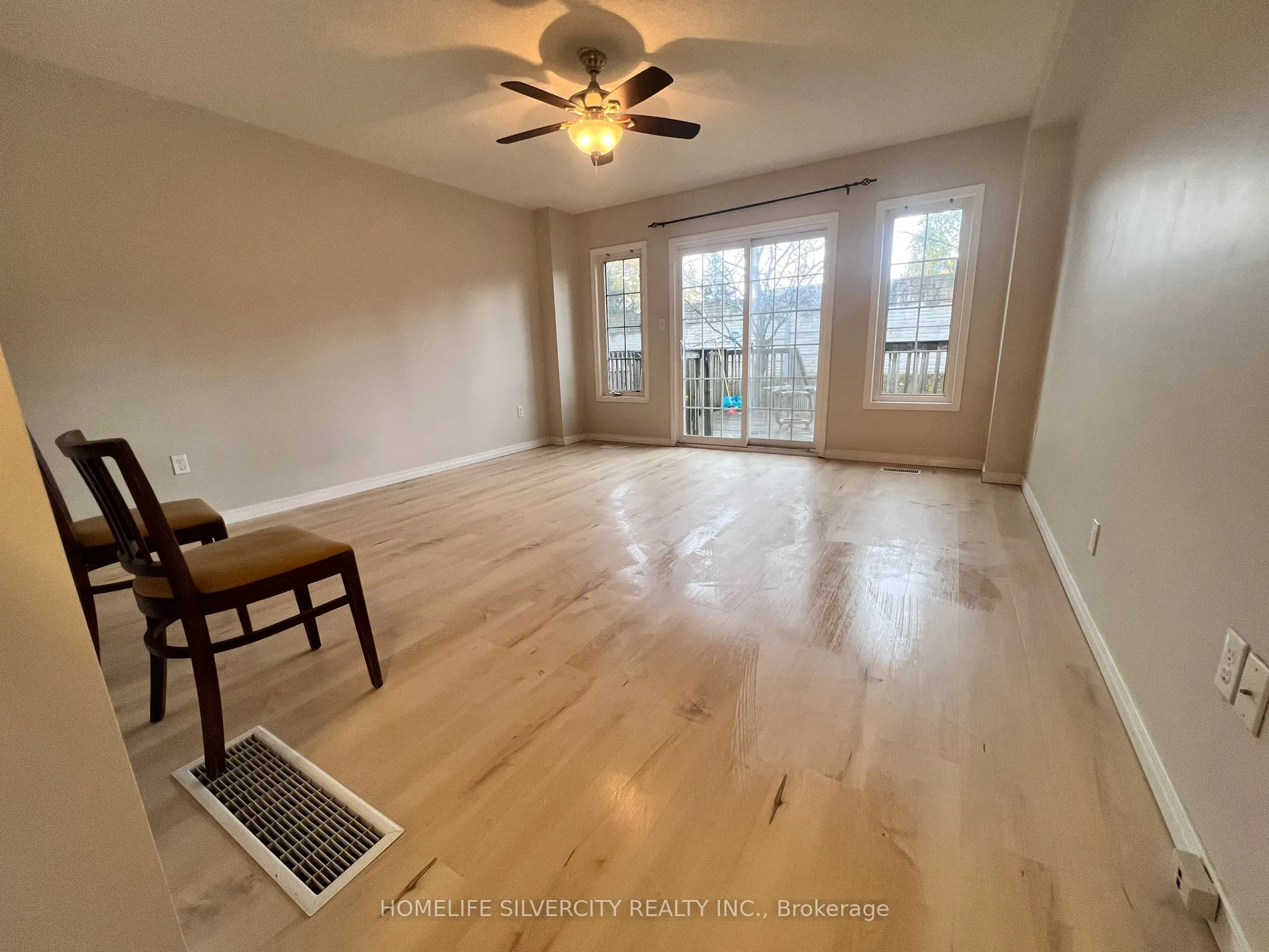 155 Highland Crescent, #B10