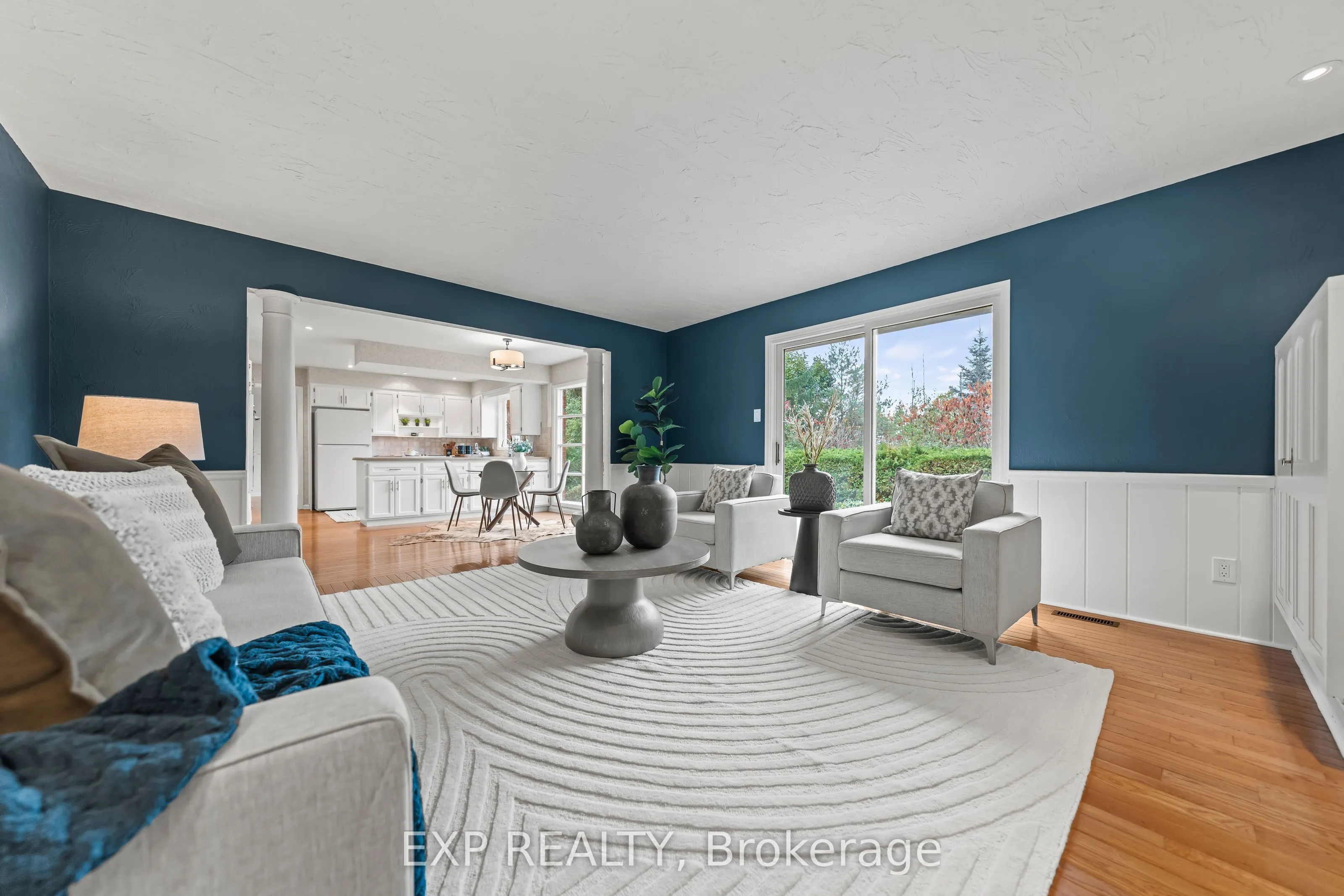 362 Pommel Gate Crescent