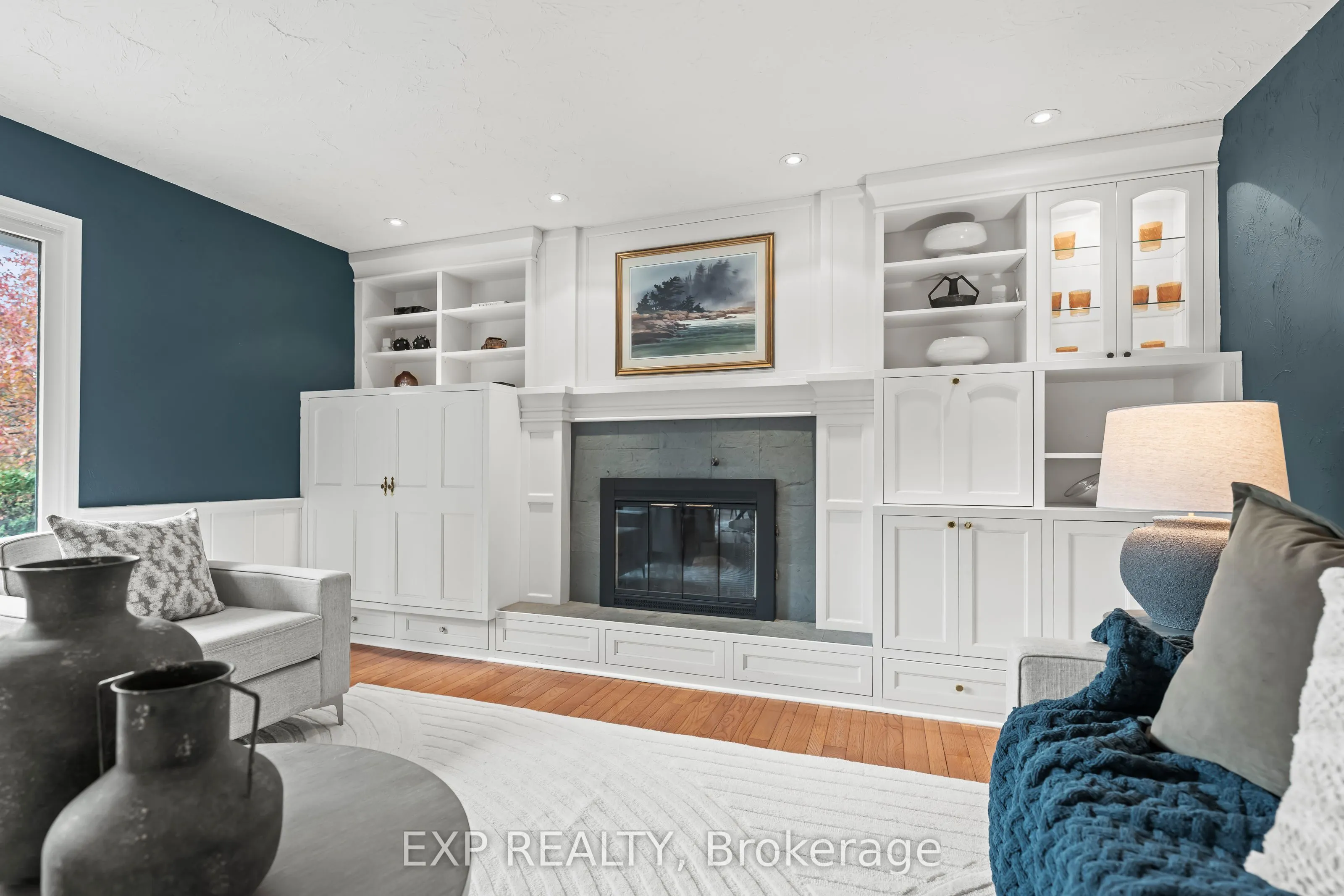 362 Pommel Gate Crescent