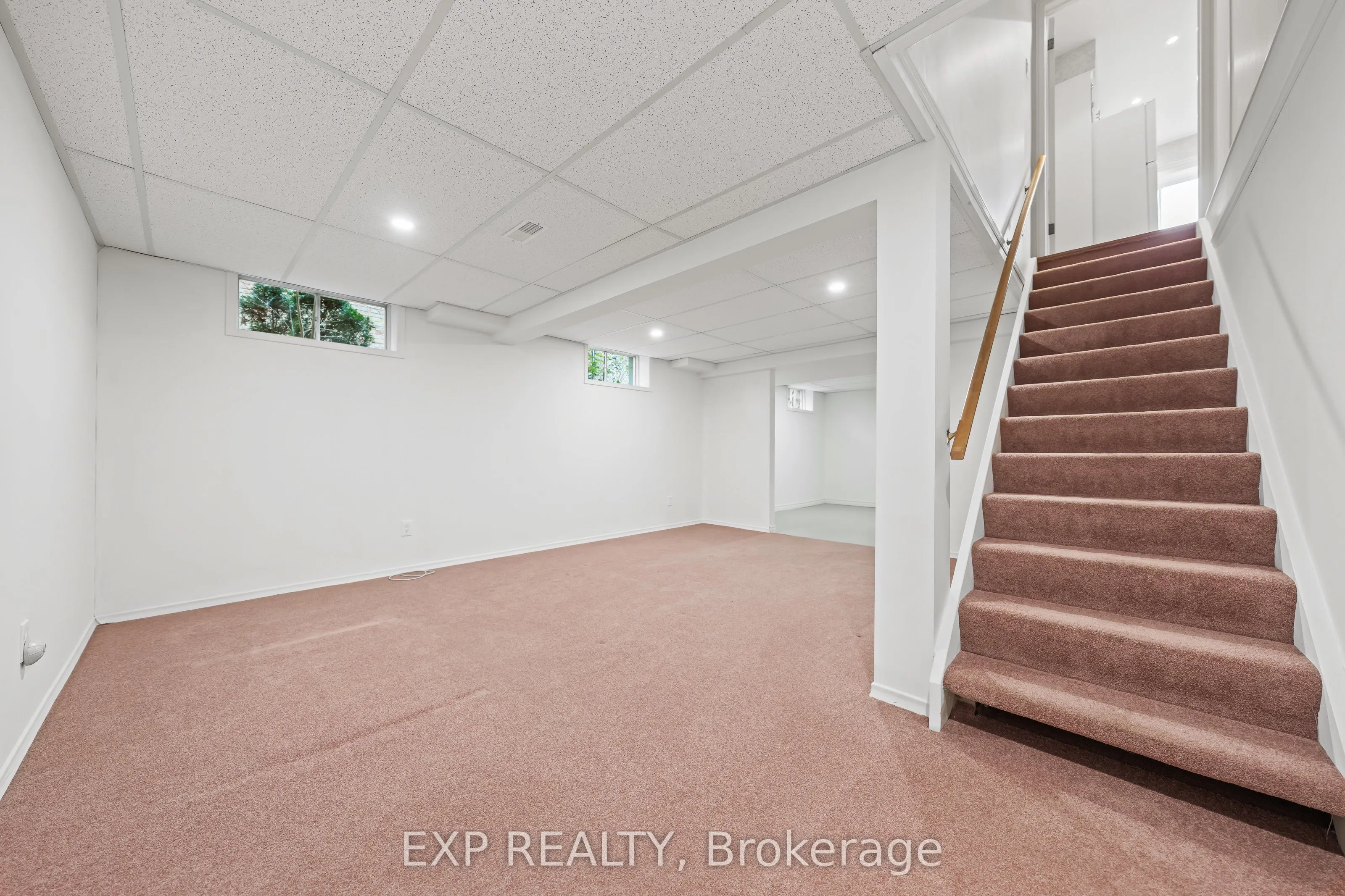 362 Pommel Gate Crescent