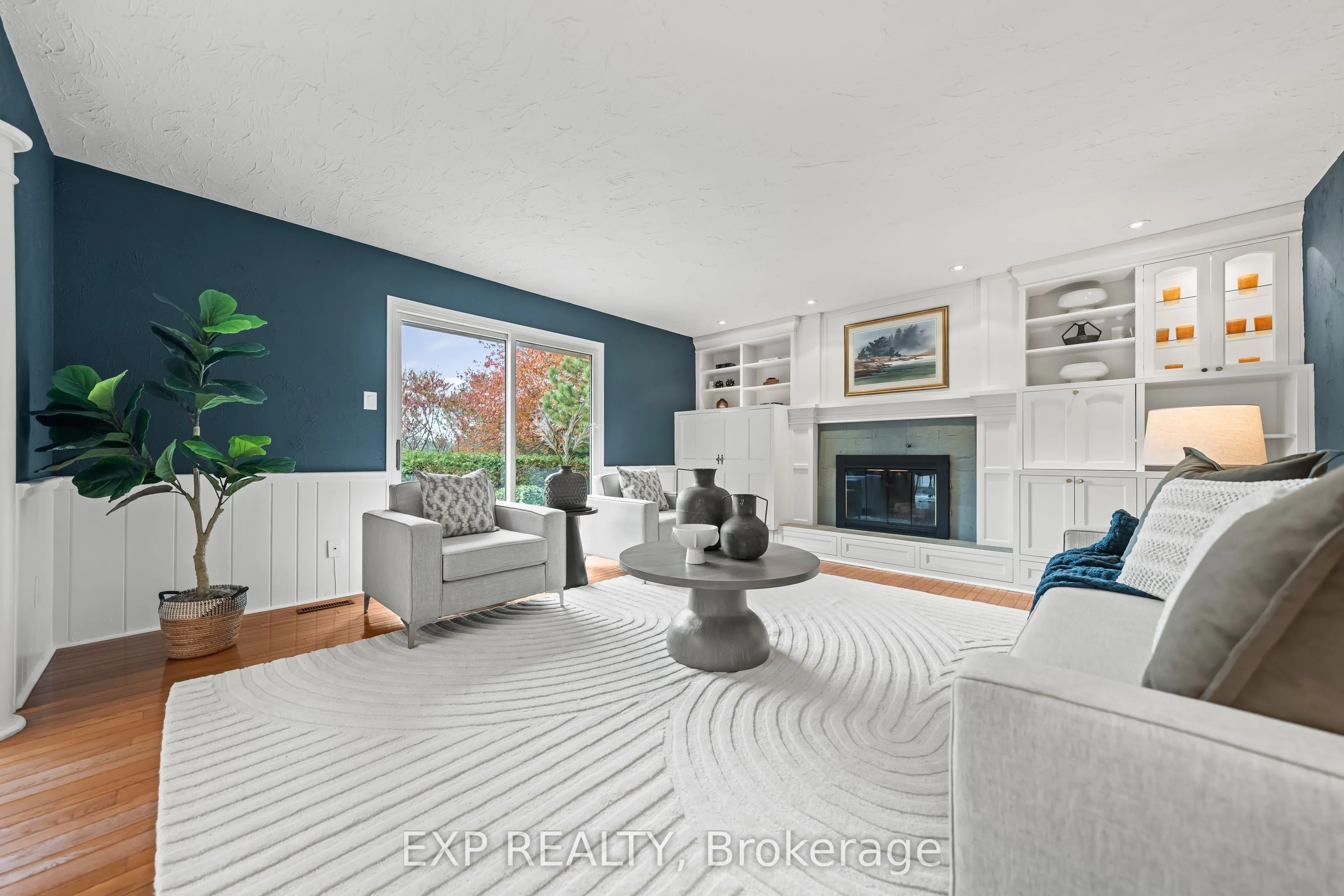 362 Pommel Gate Crescent