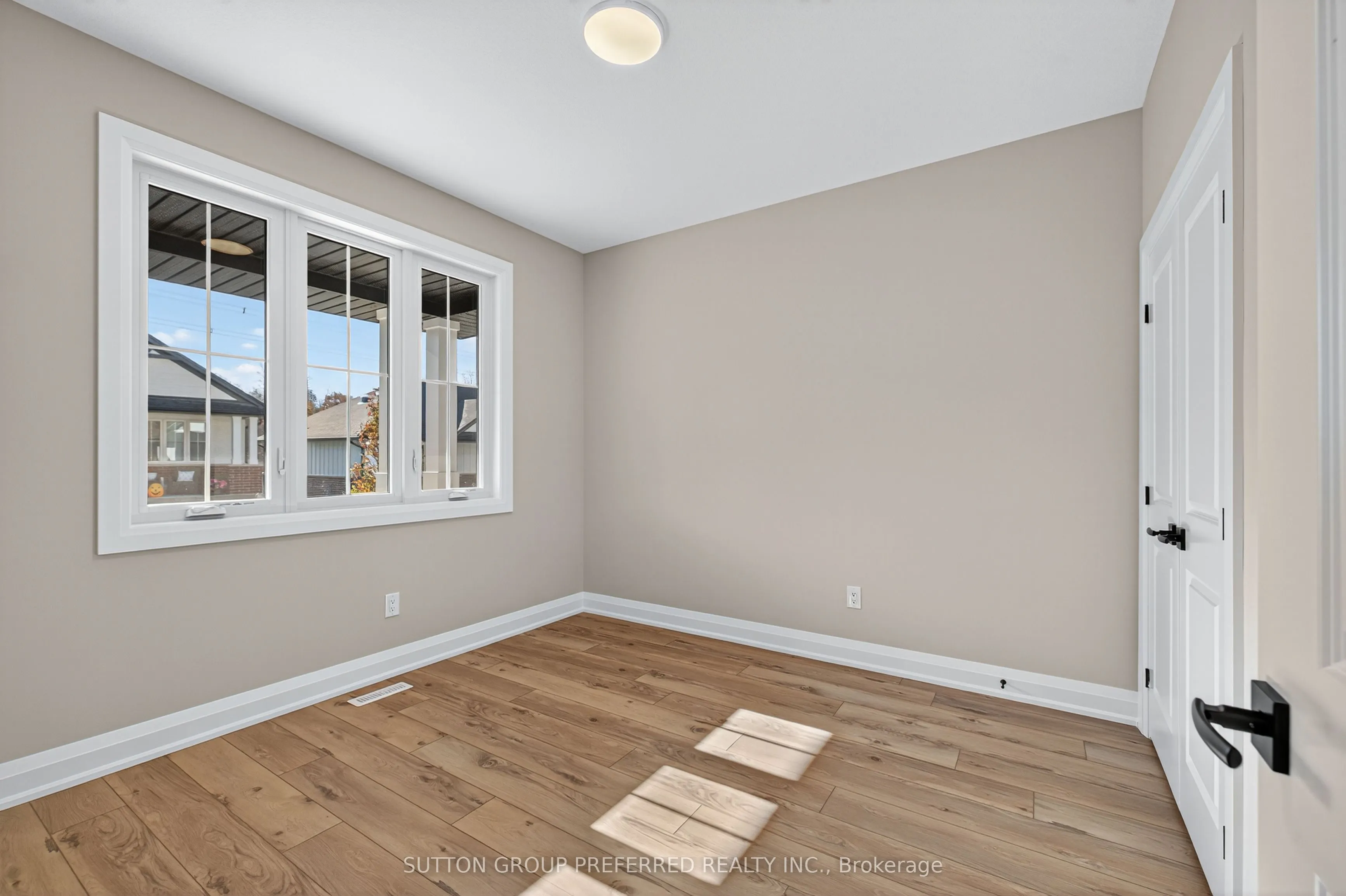 175 GLENGARIFF Drive, #22