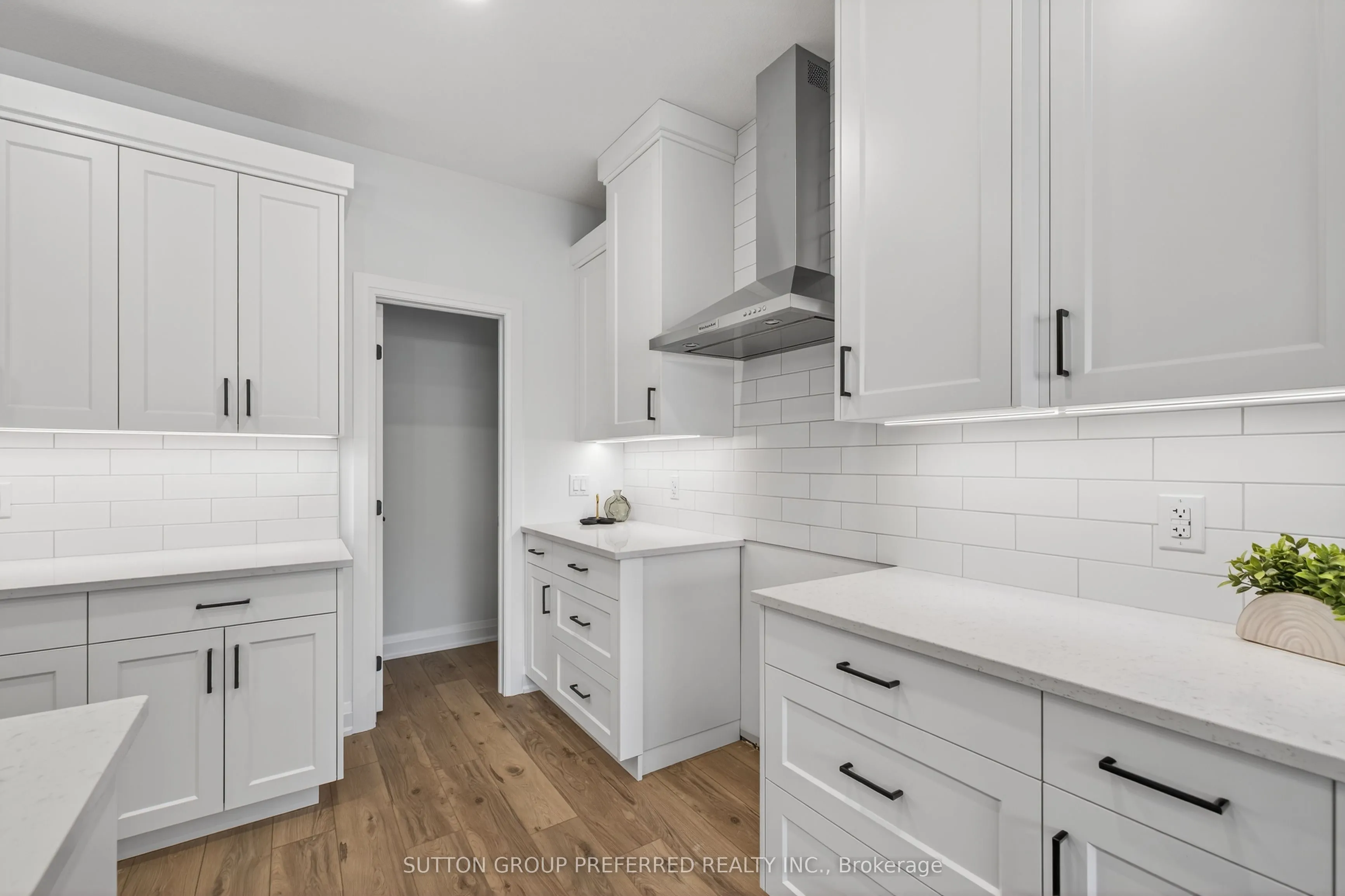 175 GLENGARIFF Drive, #22