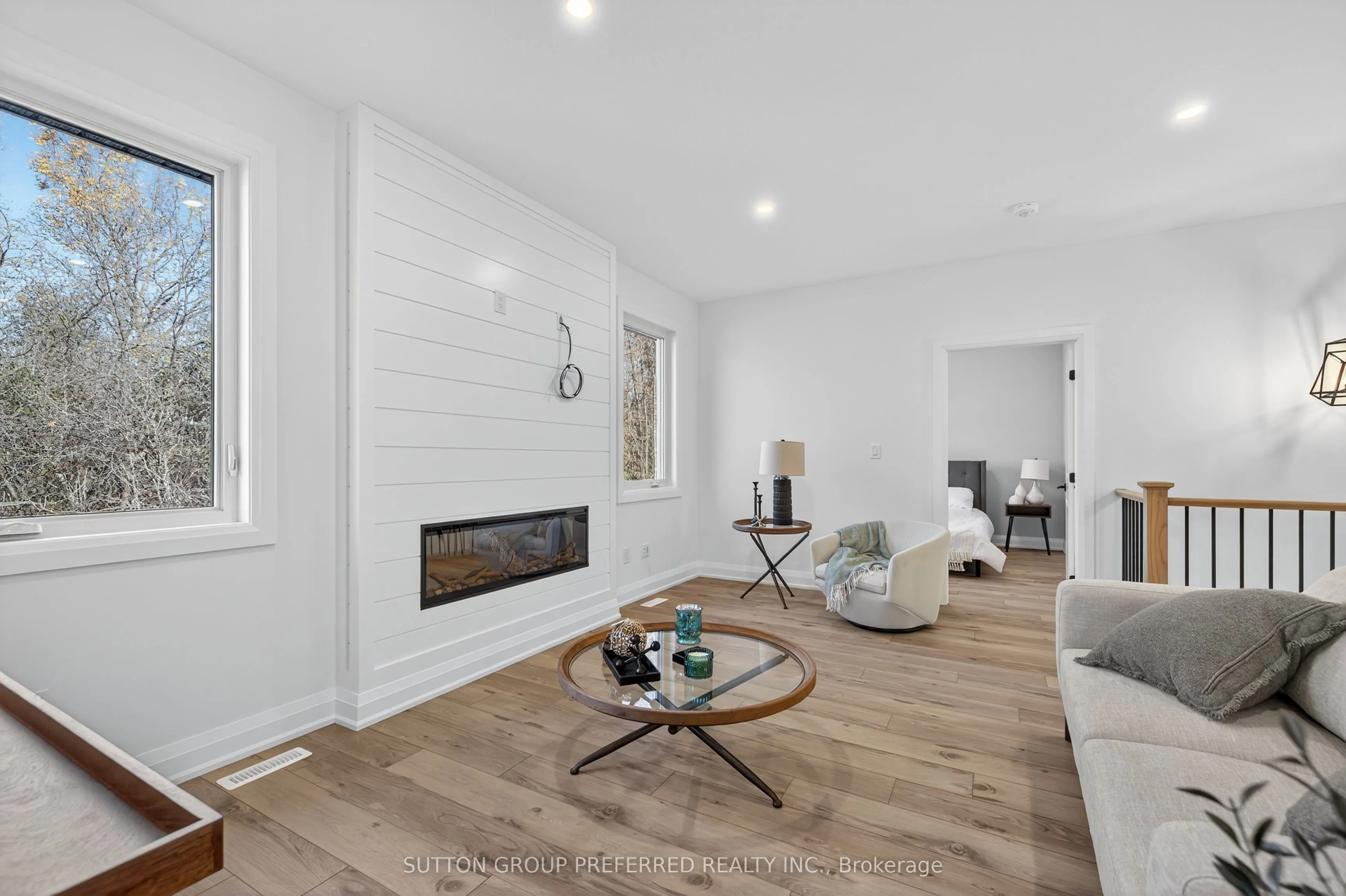 175 GLENGARIFF Drive, #22