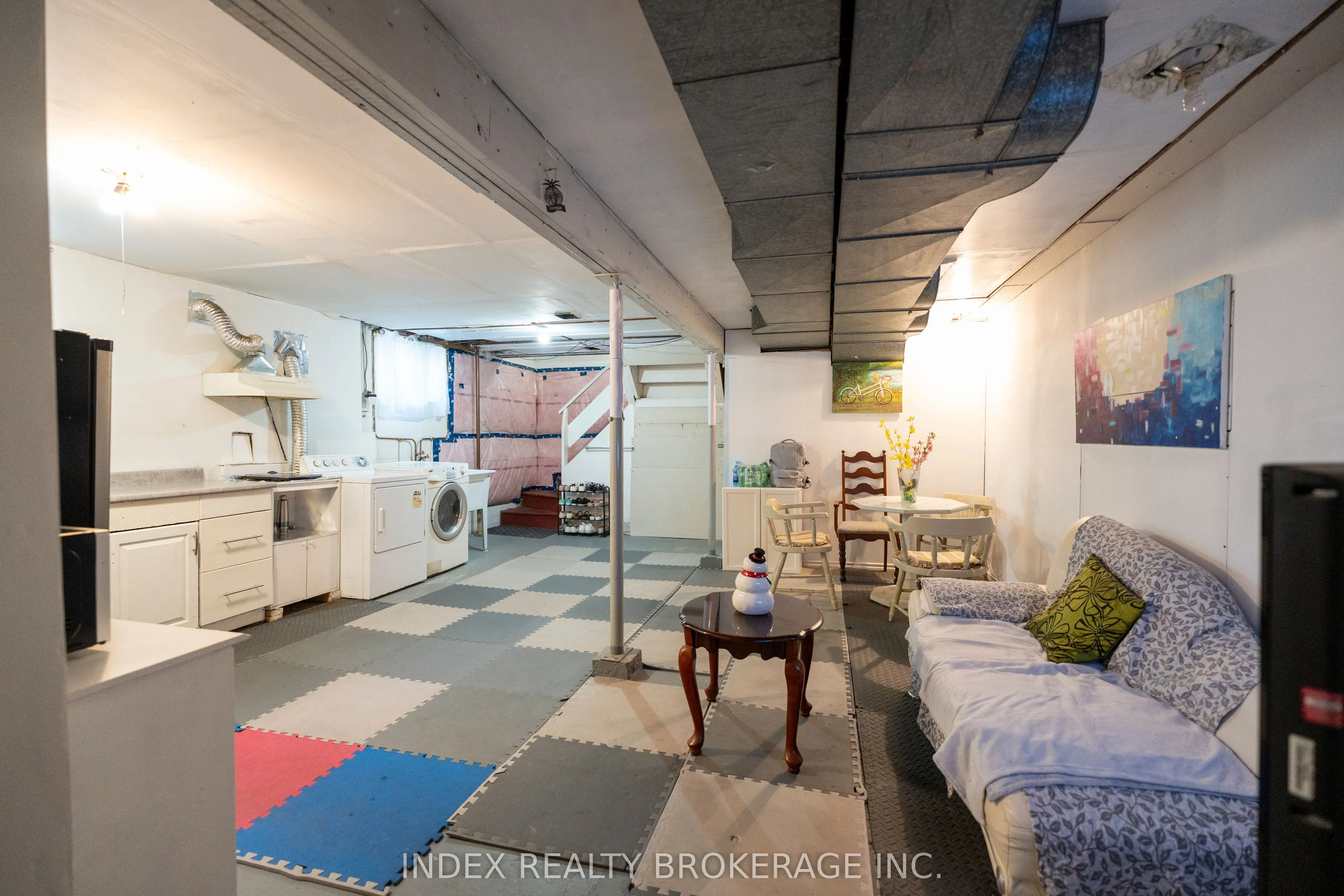 3664 Arlington Avenue