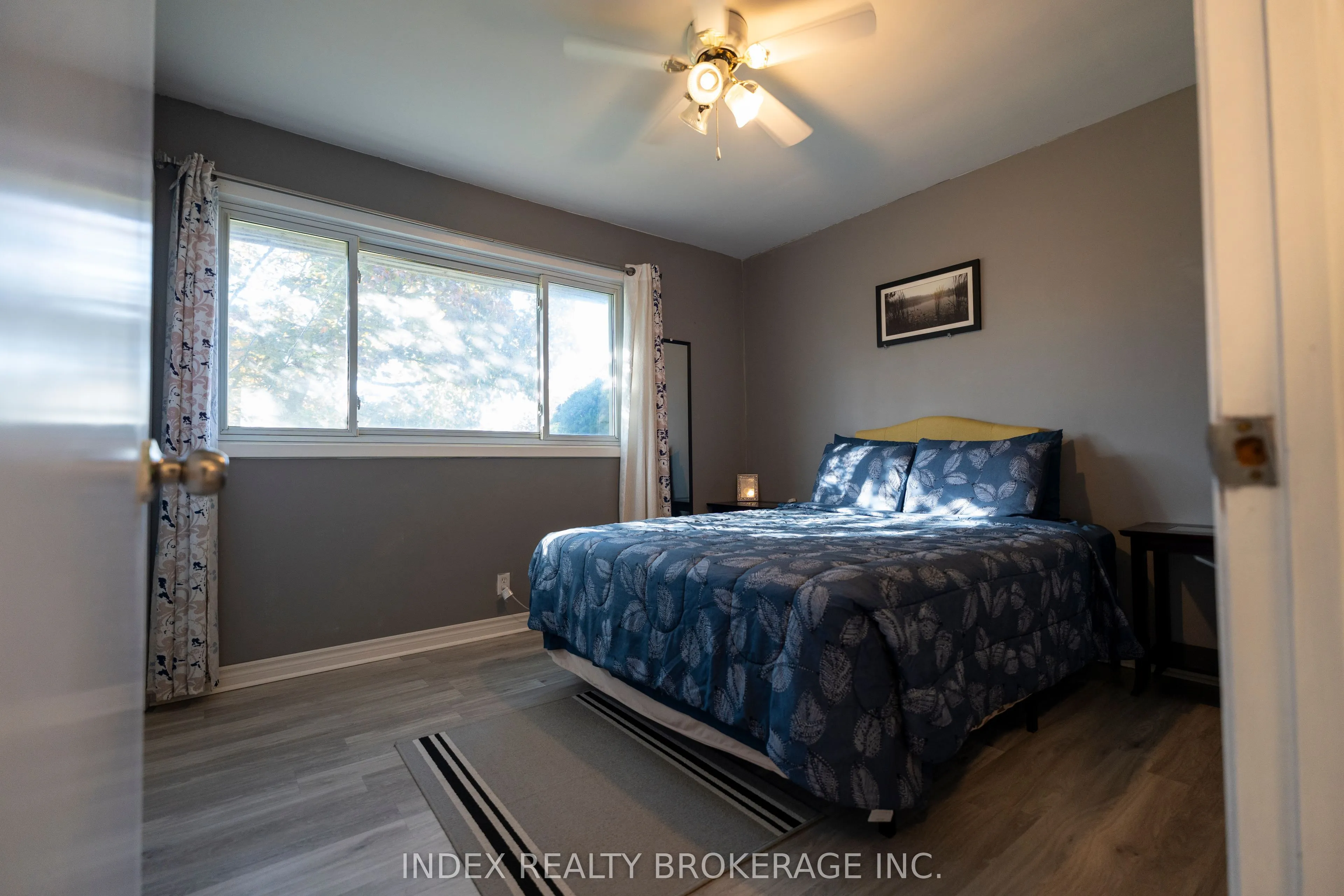 3664 Arlington Avenue