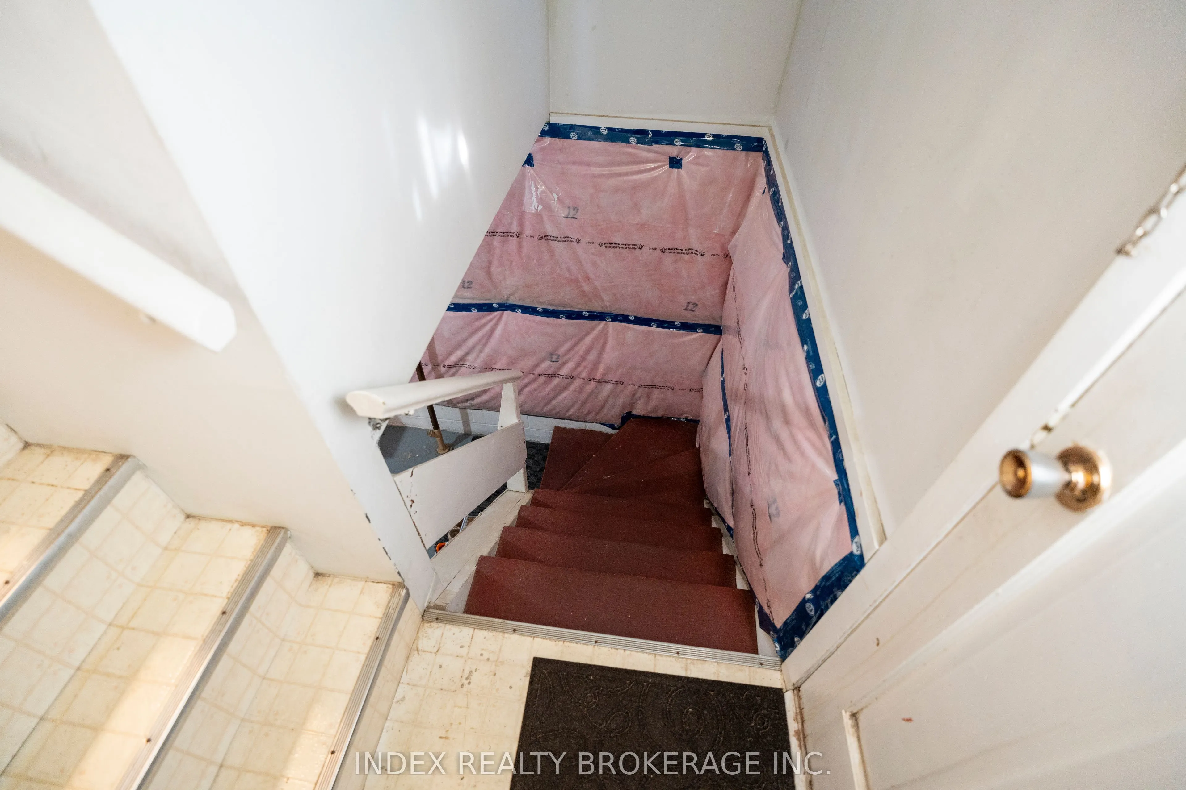 3664 Arlington Avenue