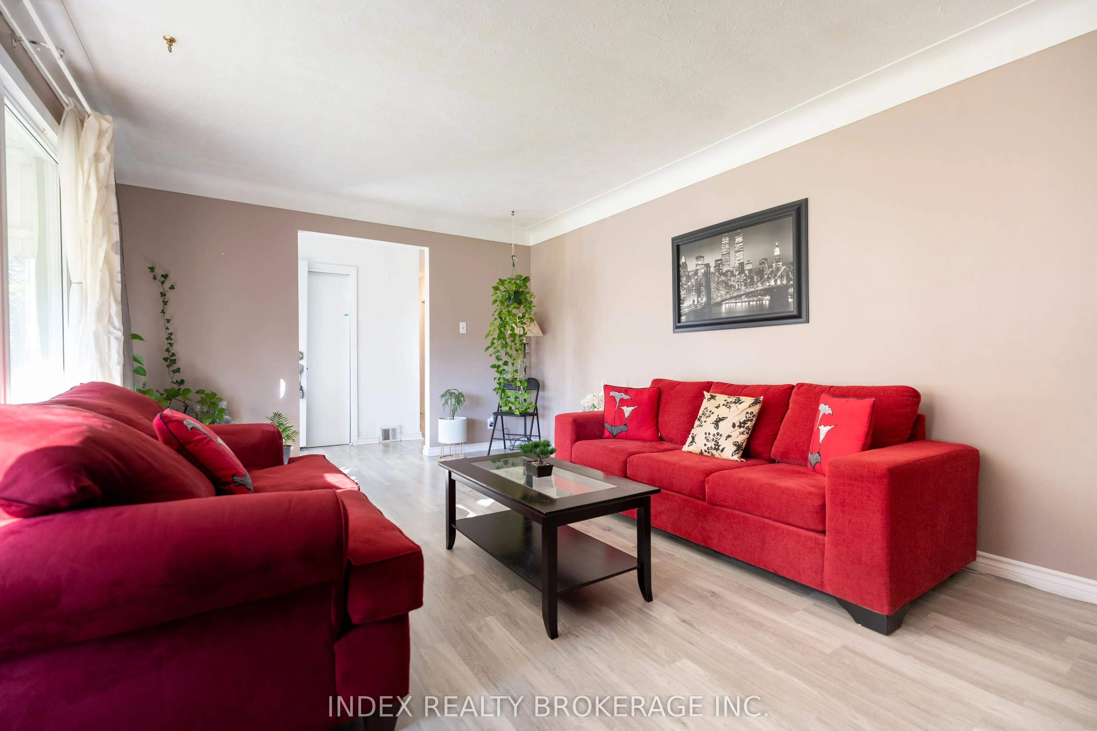 3664 Arlington Avenue