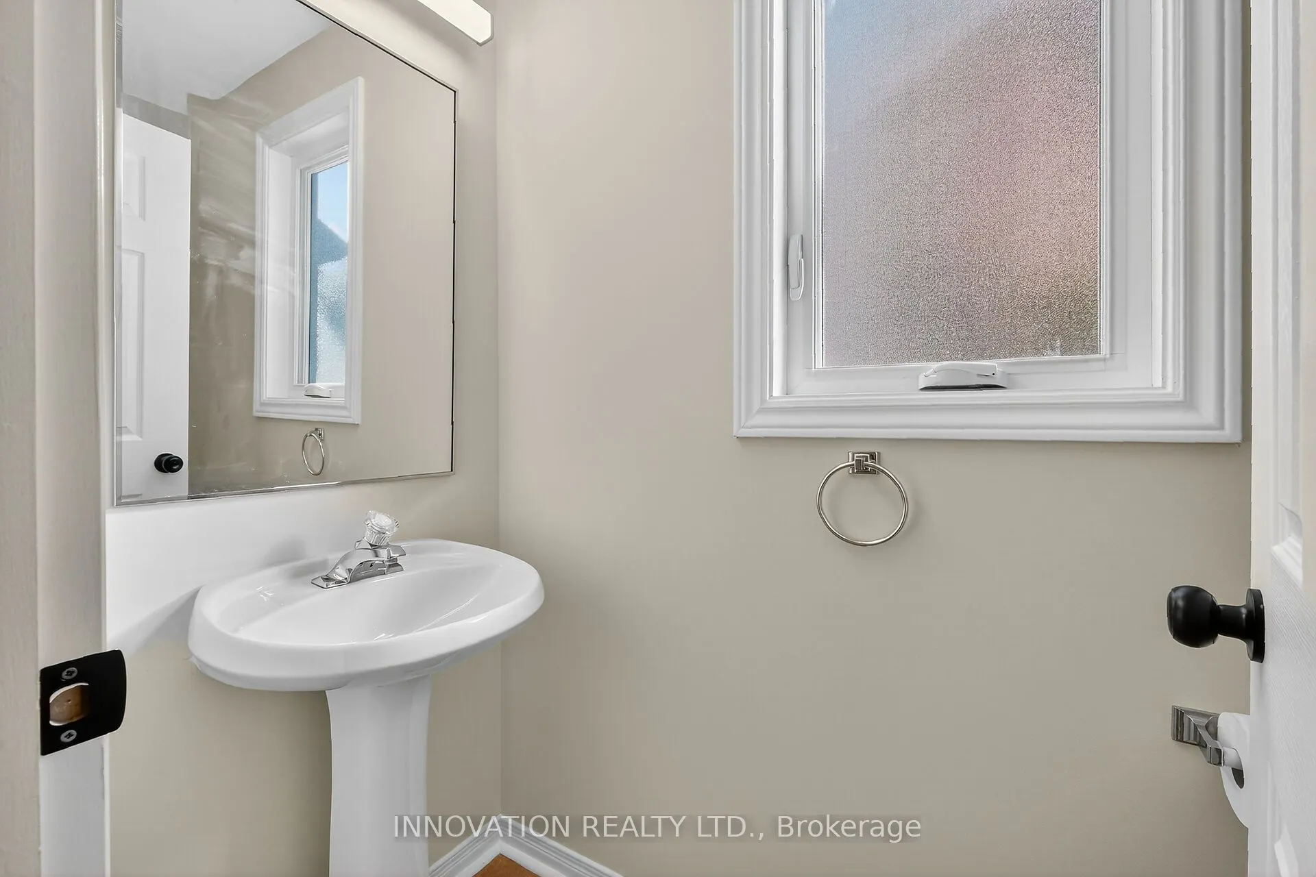 57 Flowertree Crescent