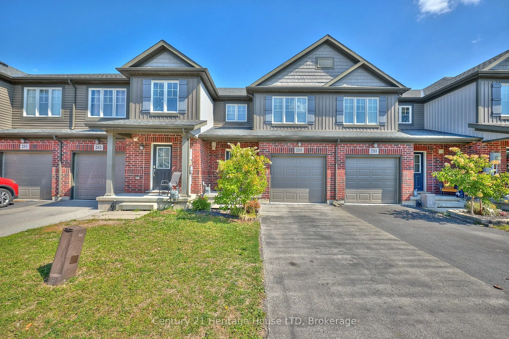 289 SILVERWOOD Avenue