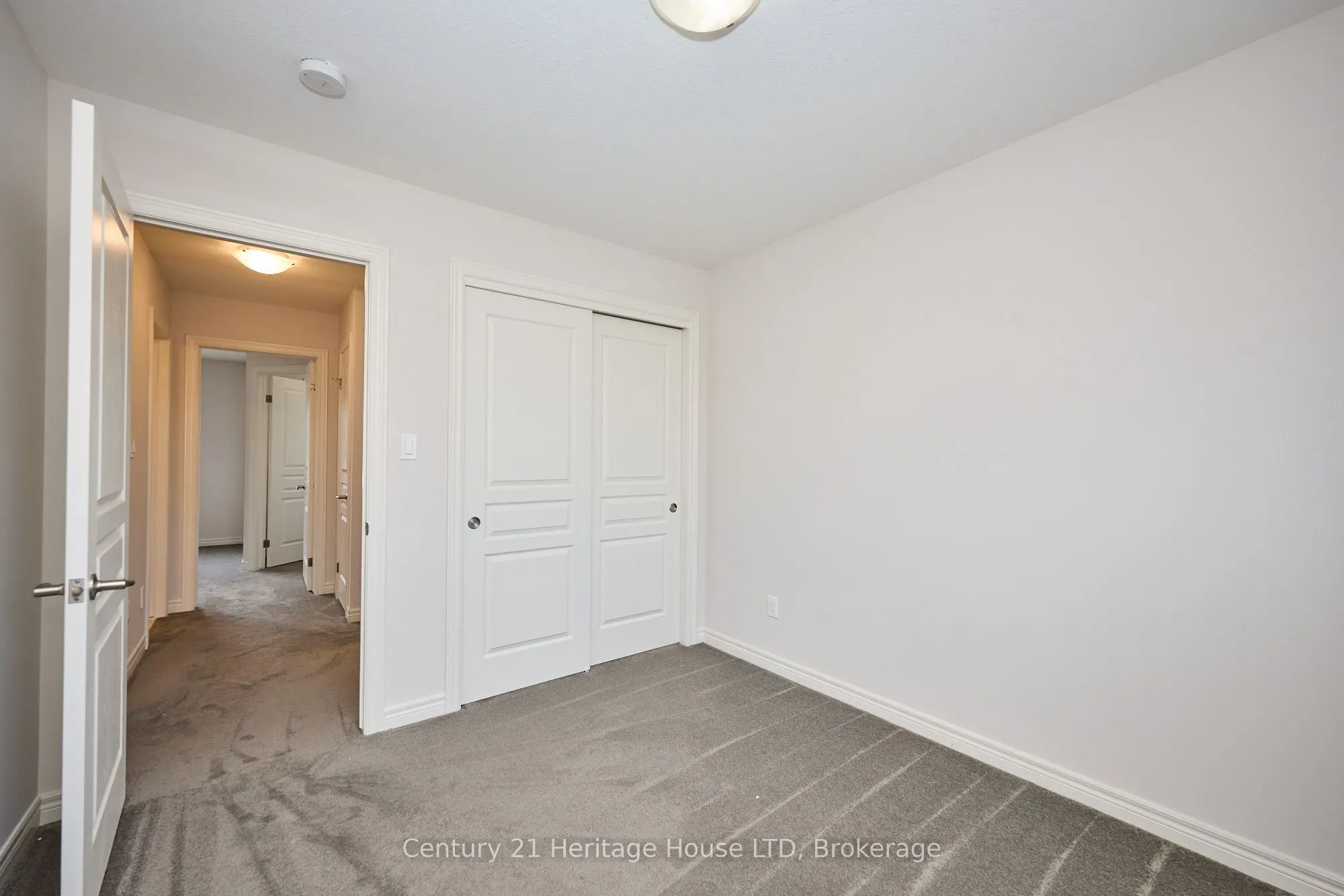 289 SILVERWOOD Avenue