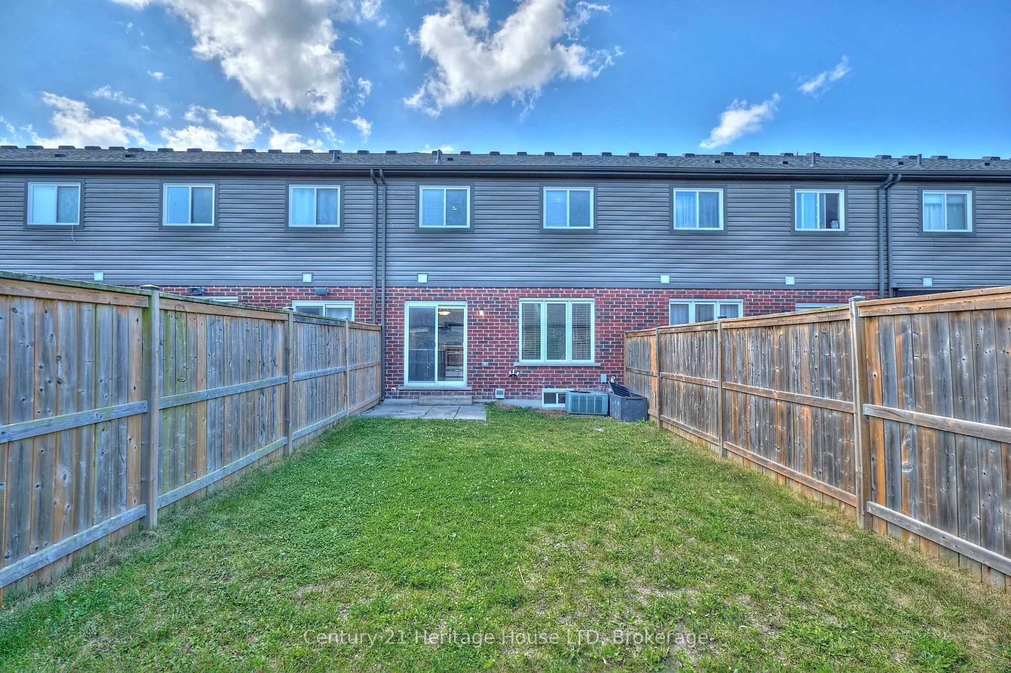 289 SILVERWOOD Avenue