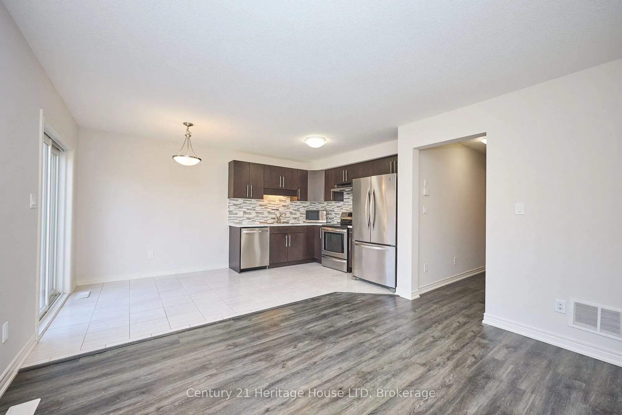 289 SILVERWOOD Avenue