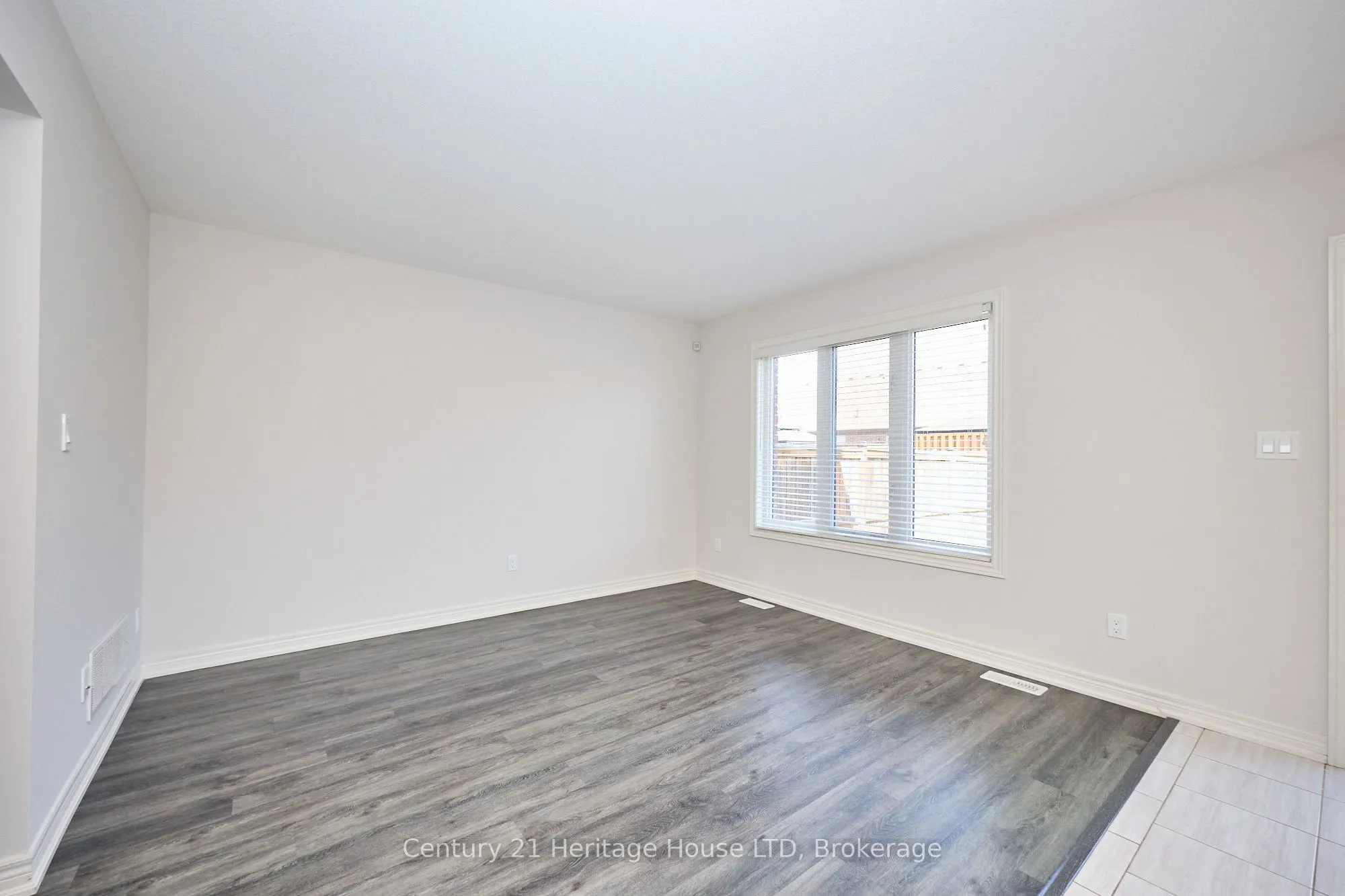 289 SILVERWOOD Avenue