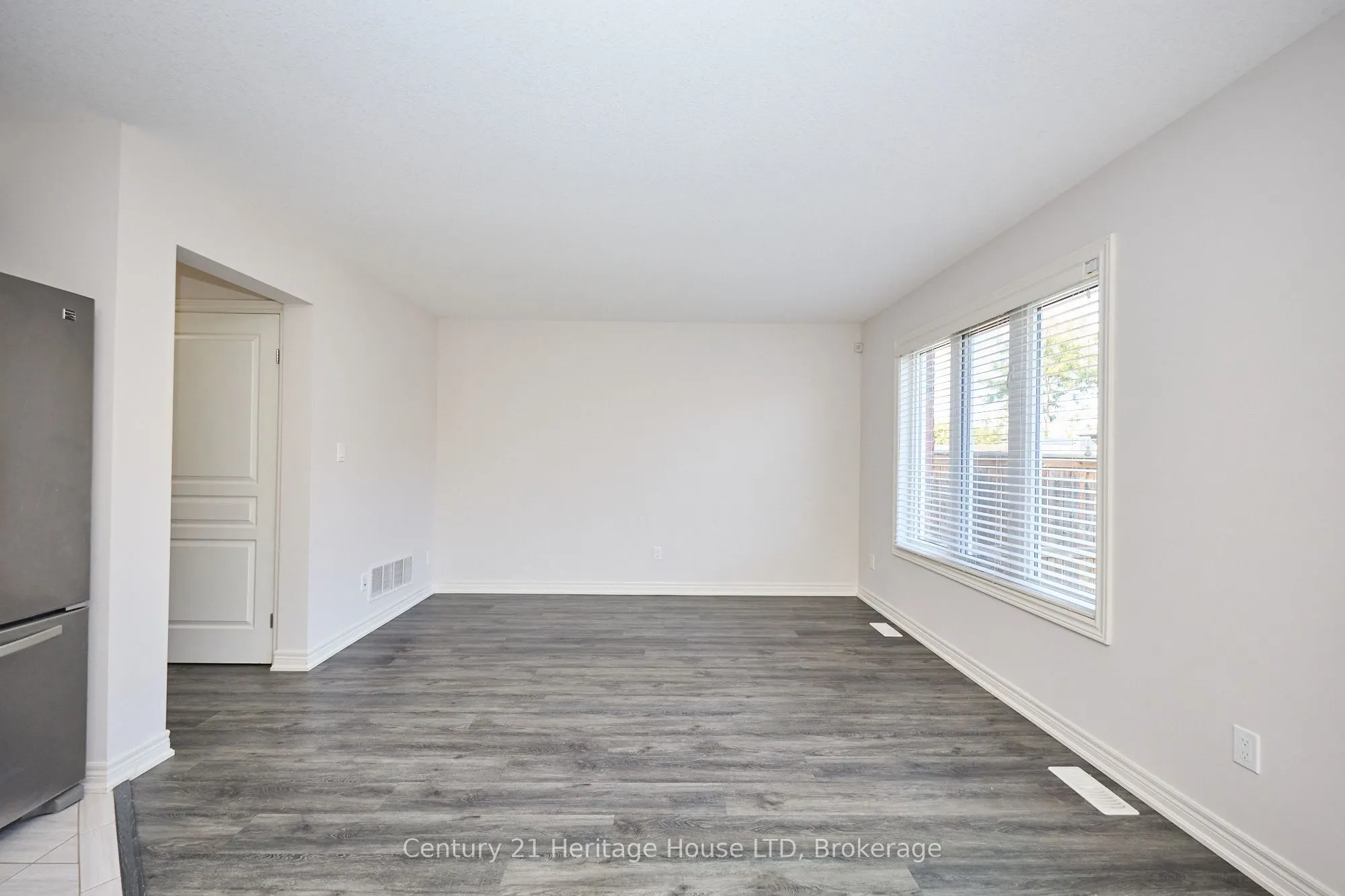 289 SILVERWOOD Avenue