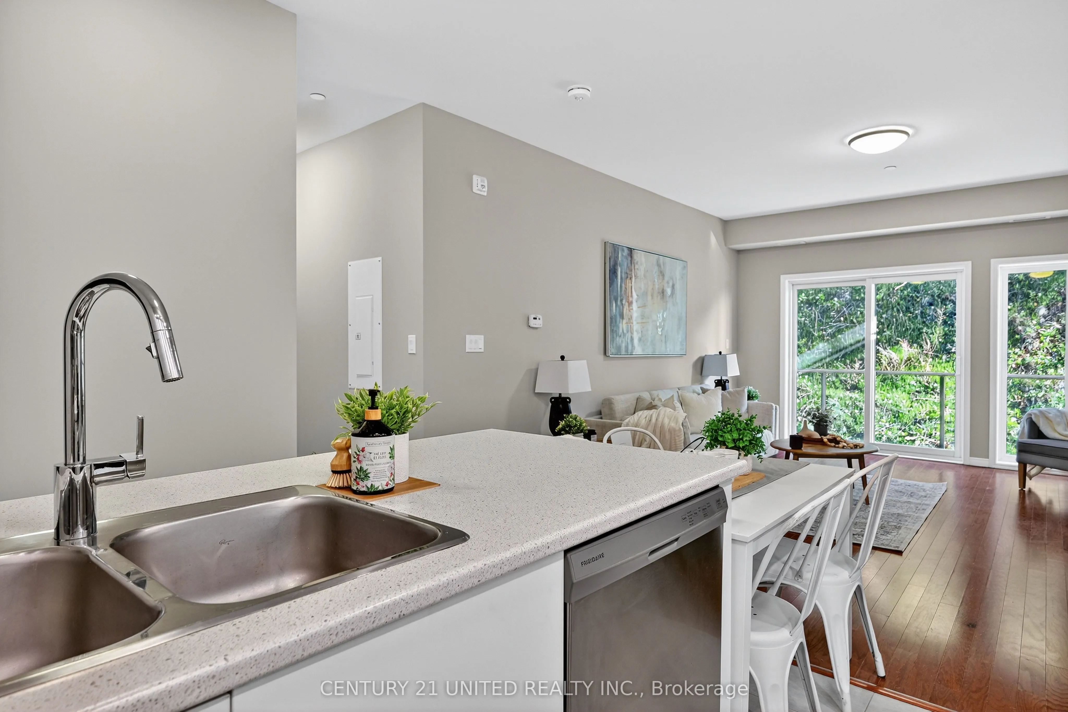 344 Florence Drive, #206