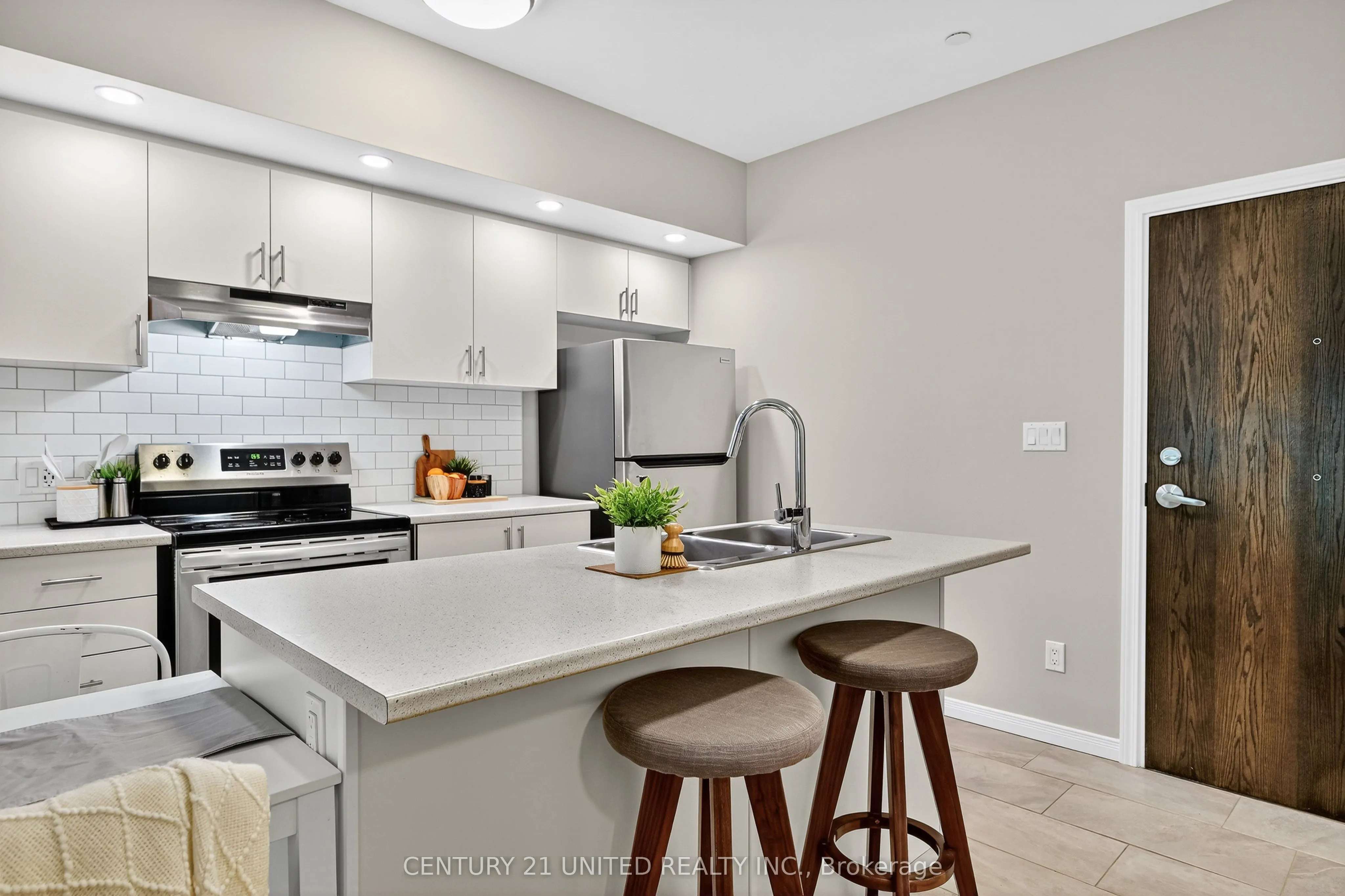 344 Florence Drive, #206