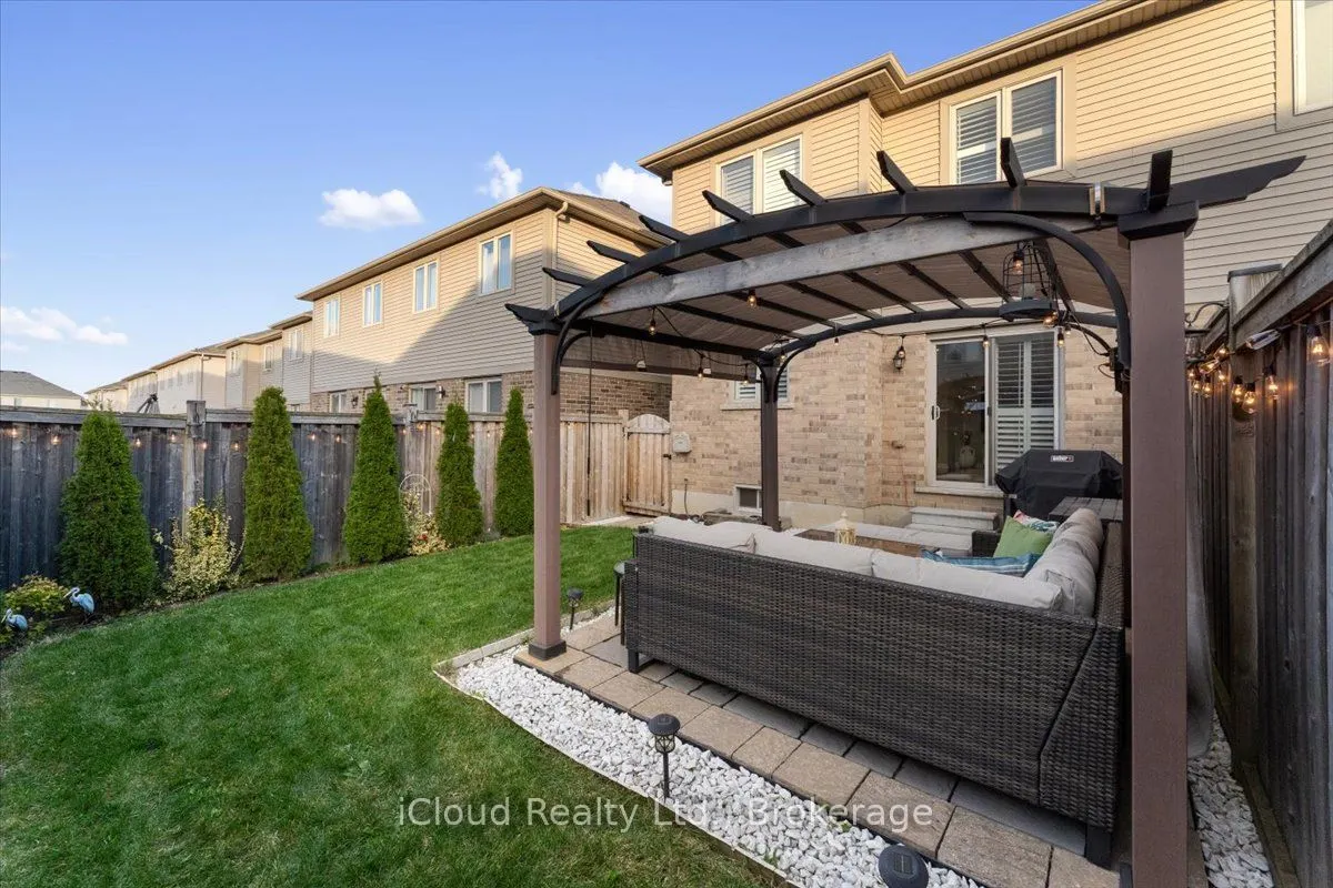 115 Echovalley Drive