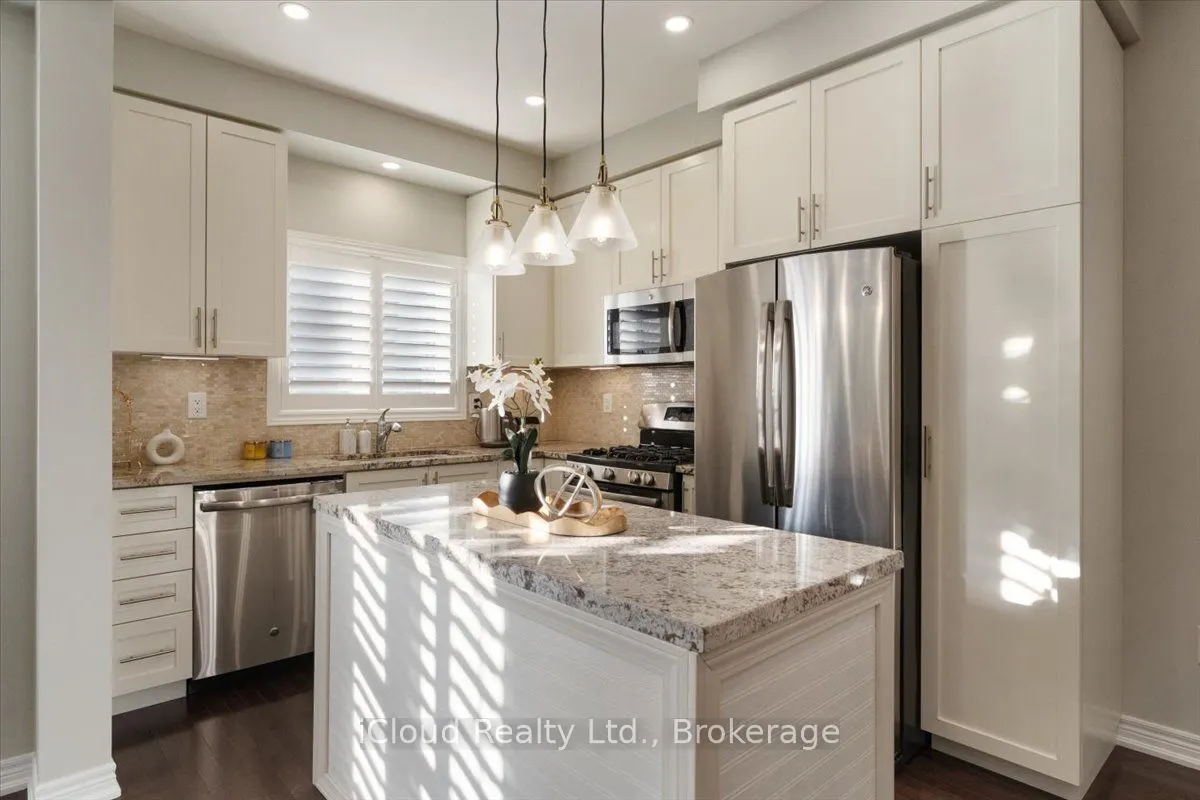 115 Echovalley Drive